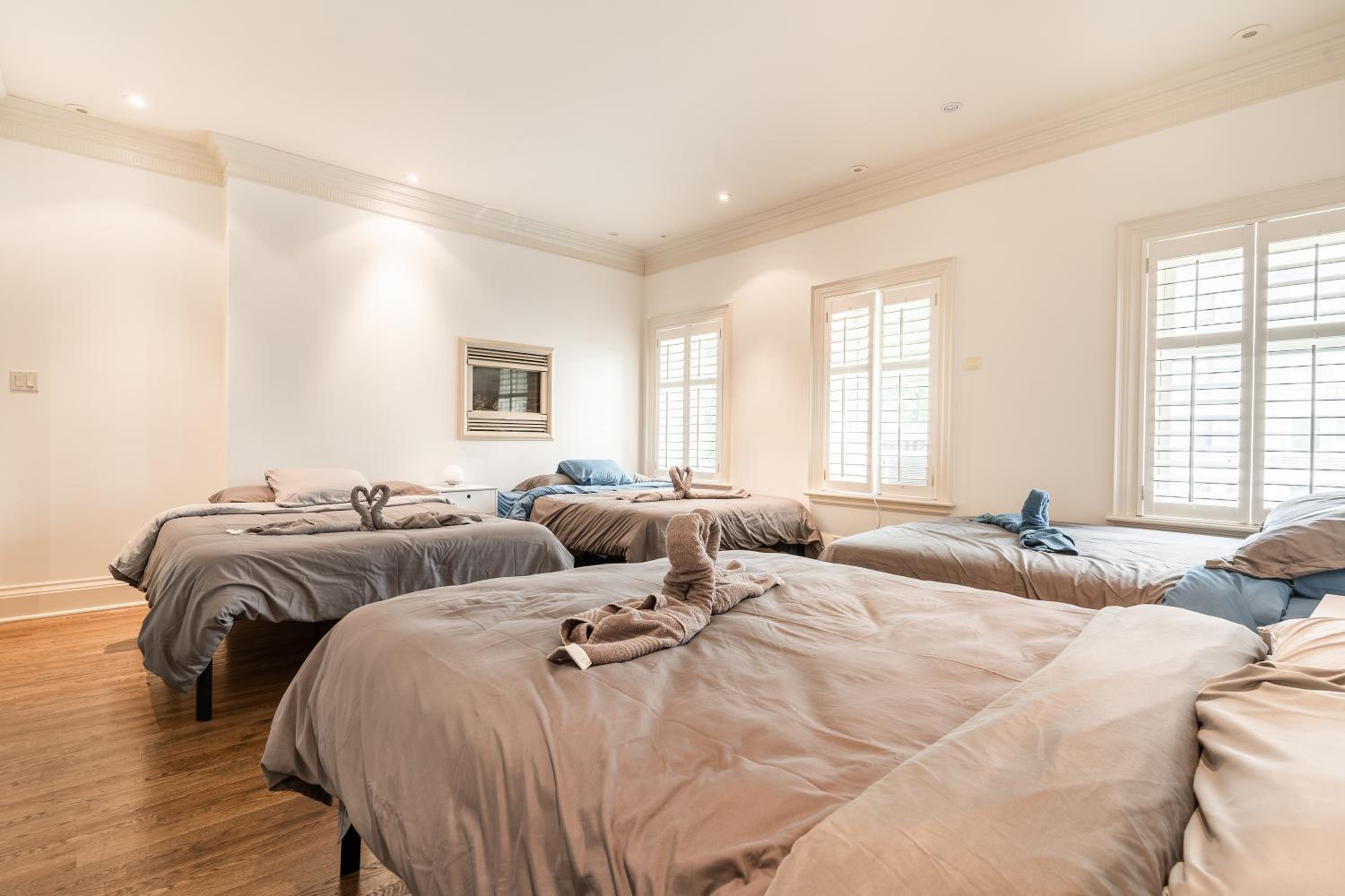Superb city center Penthouse on two floors-C