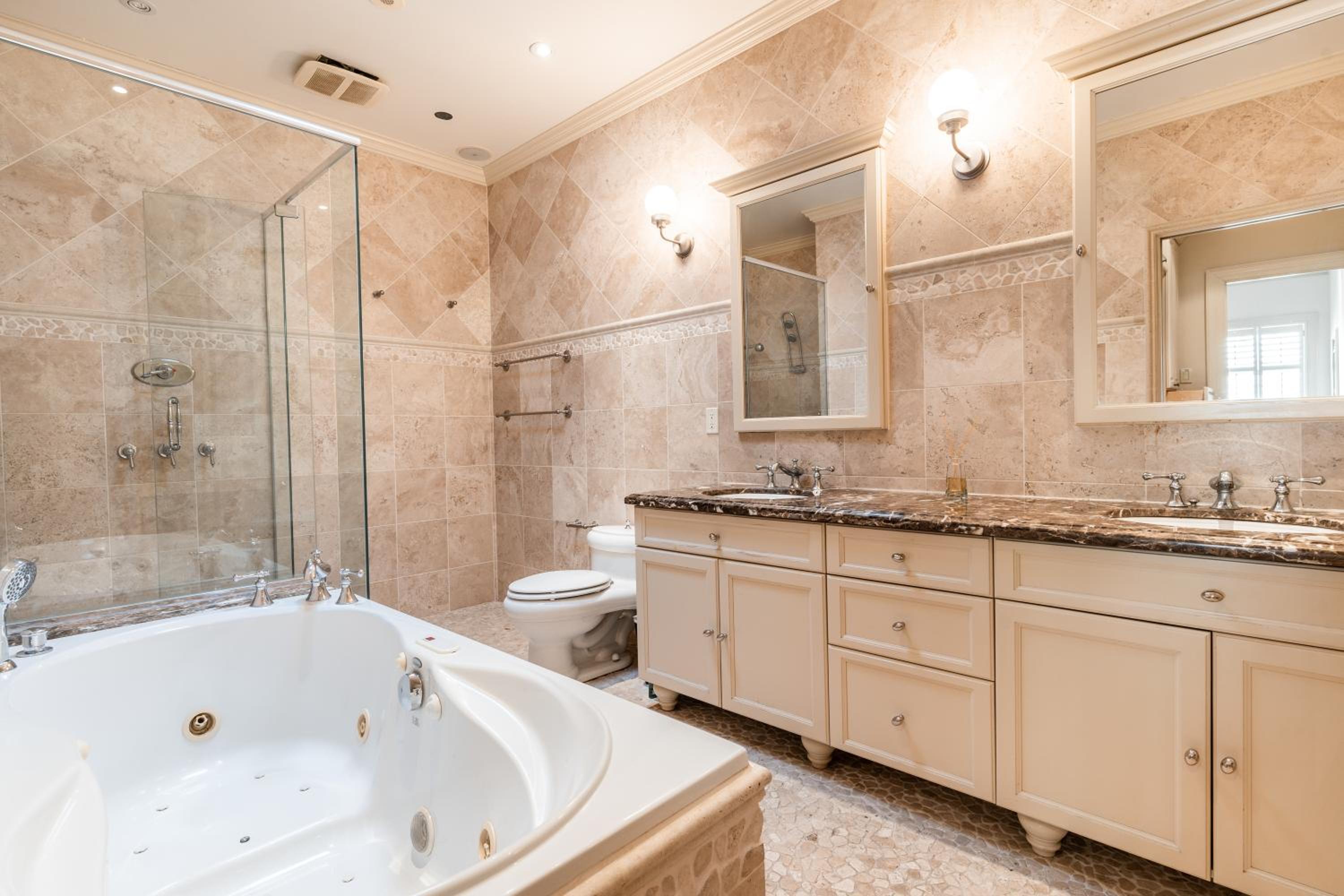 Superb city center Penthouse on two floors-C
