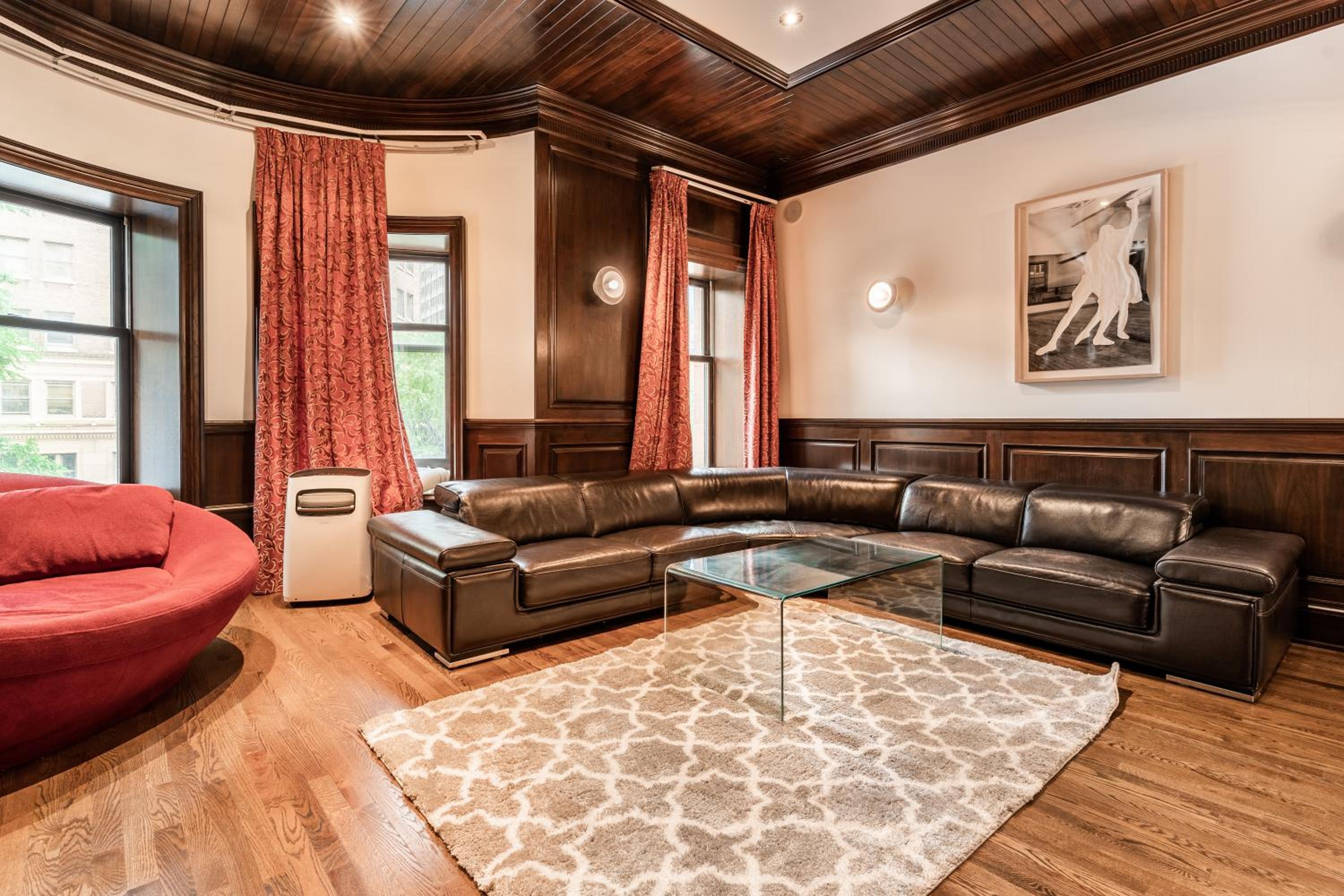 Superb city center Penthouse on two floors-C