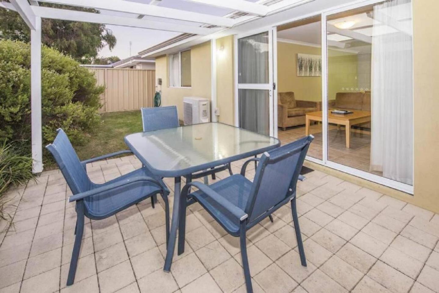 Coastal Cottage - Unit 22 Cape View Resort, Busselton