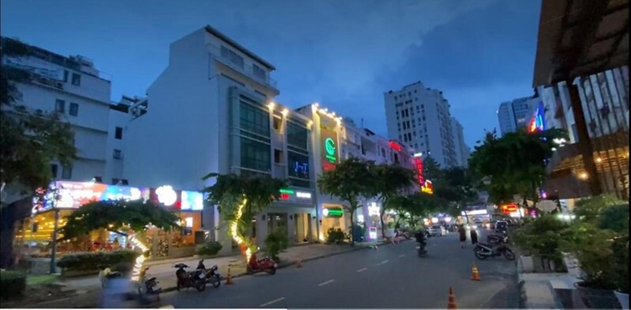 Rubie Hotel