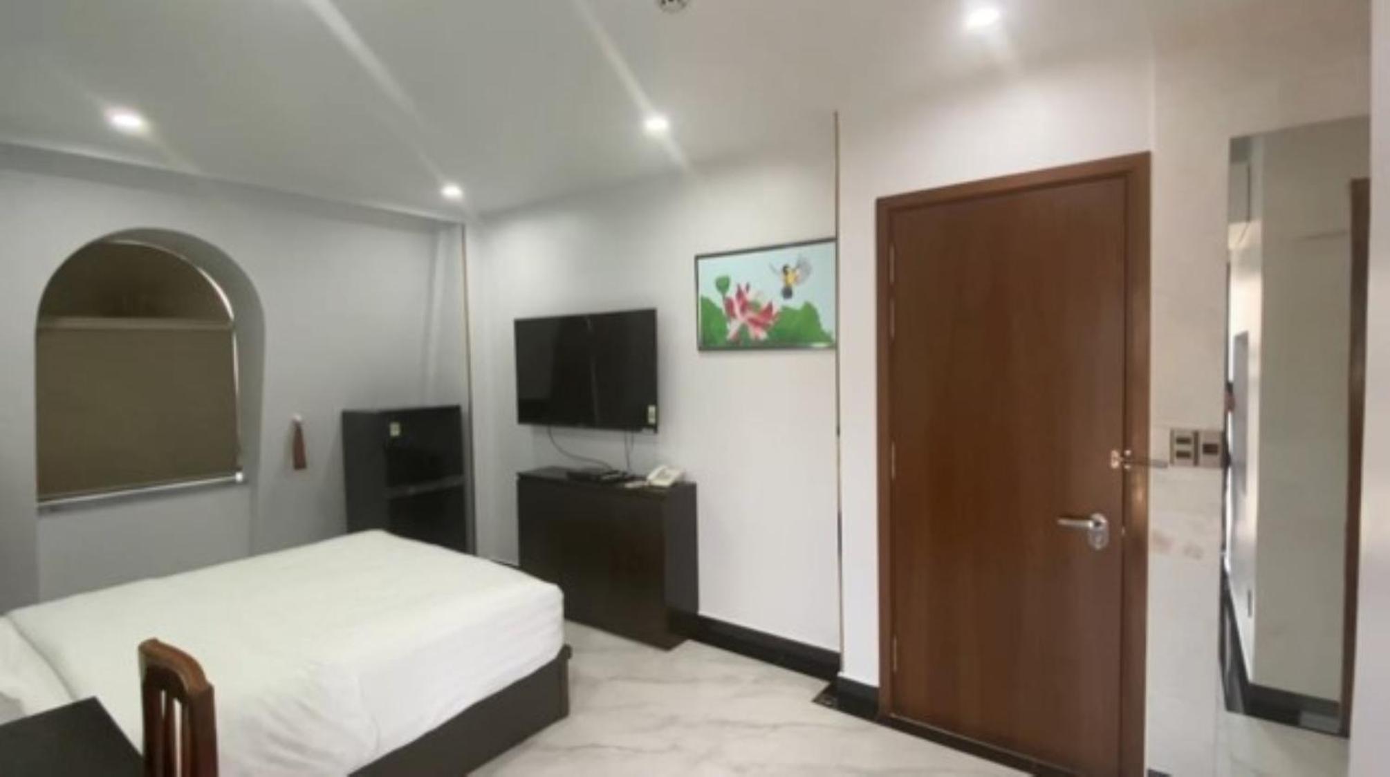 Rubie Hotel