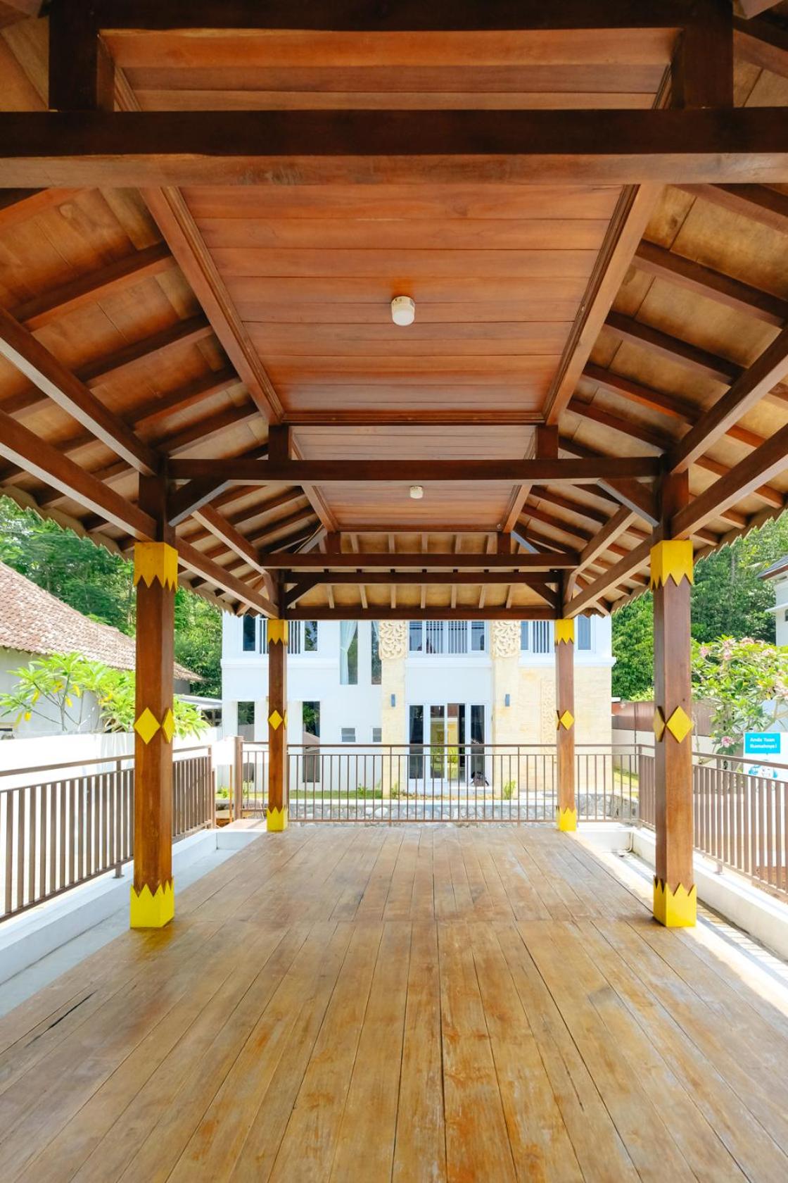 Villa Syariah Grand Bale with Private Pool by Simply Homy