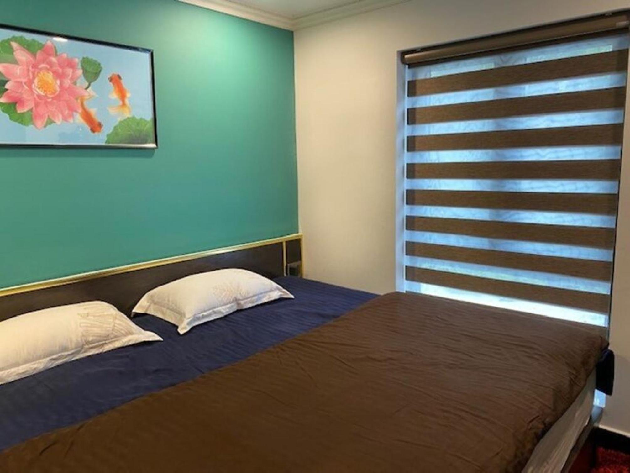 Rubie Hotel