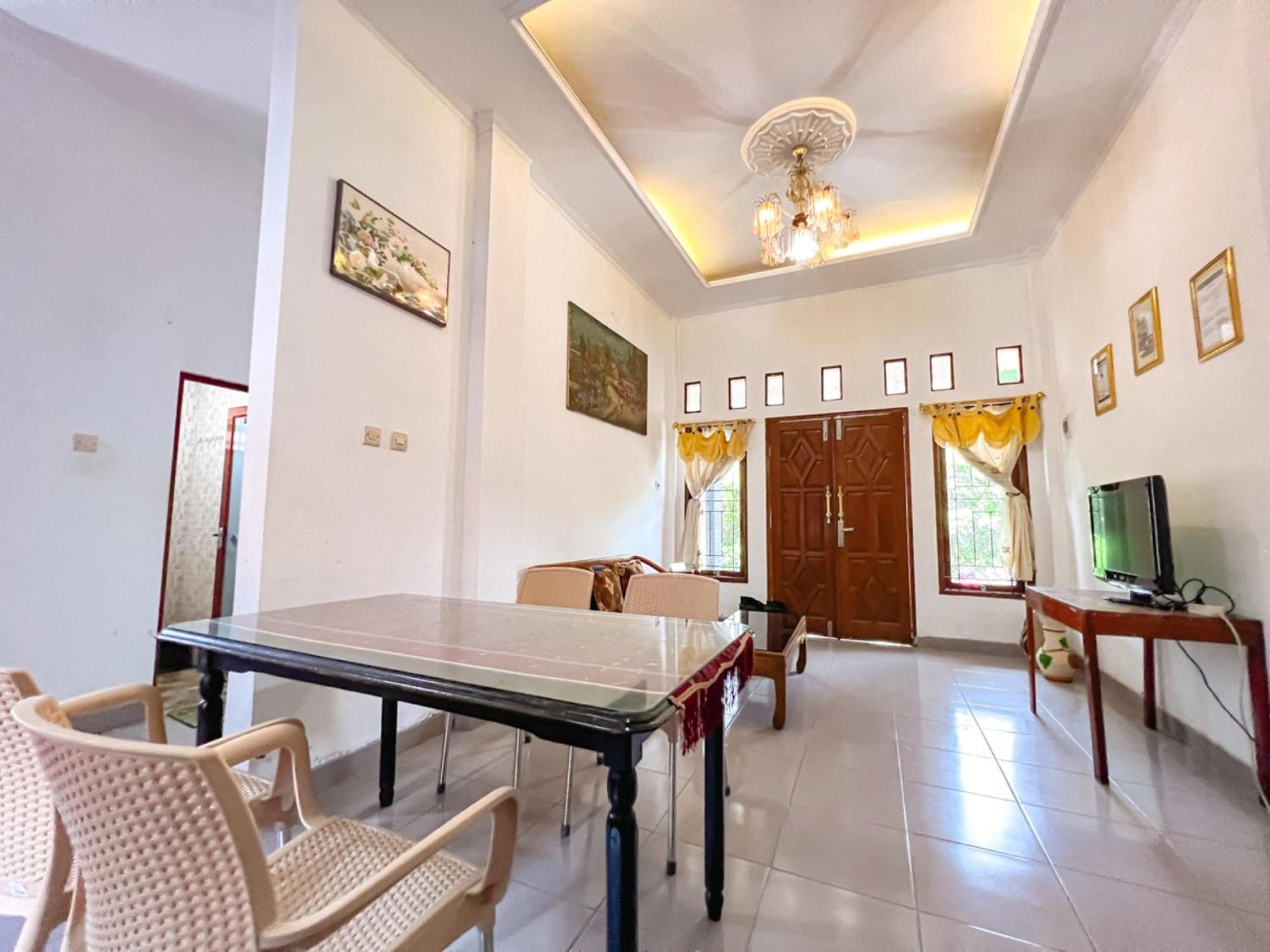 Homestay Syariah Jakal 3 Dekat UGM by Simply Homy view 3