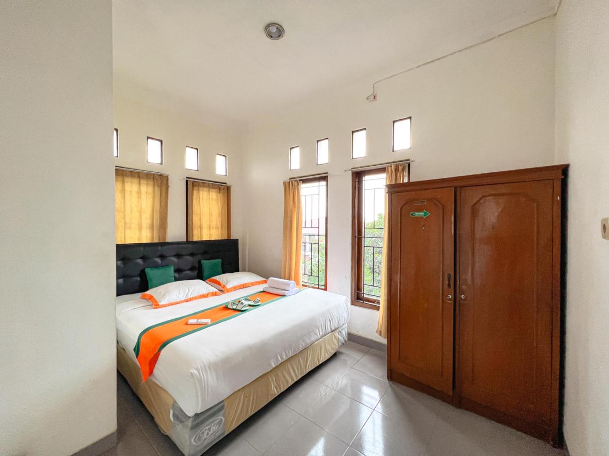 Homestay Syariah Jakal 3 Dekat UGM by Simply Homy view 2