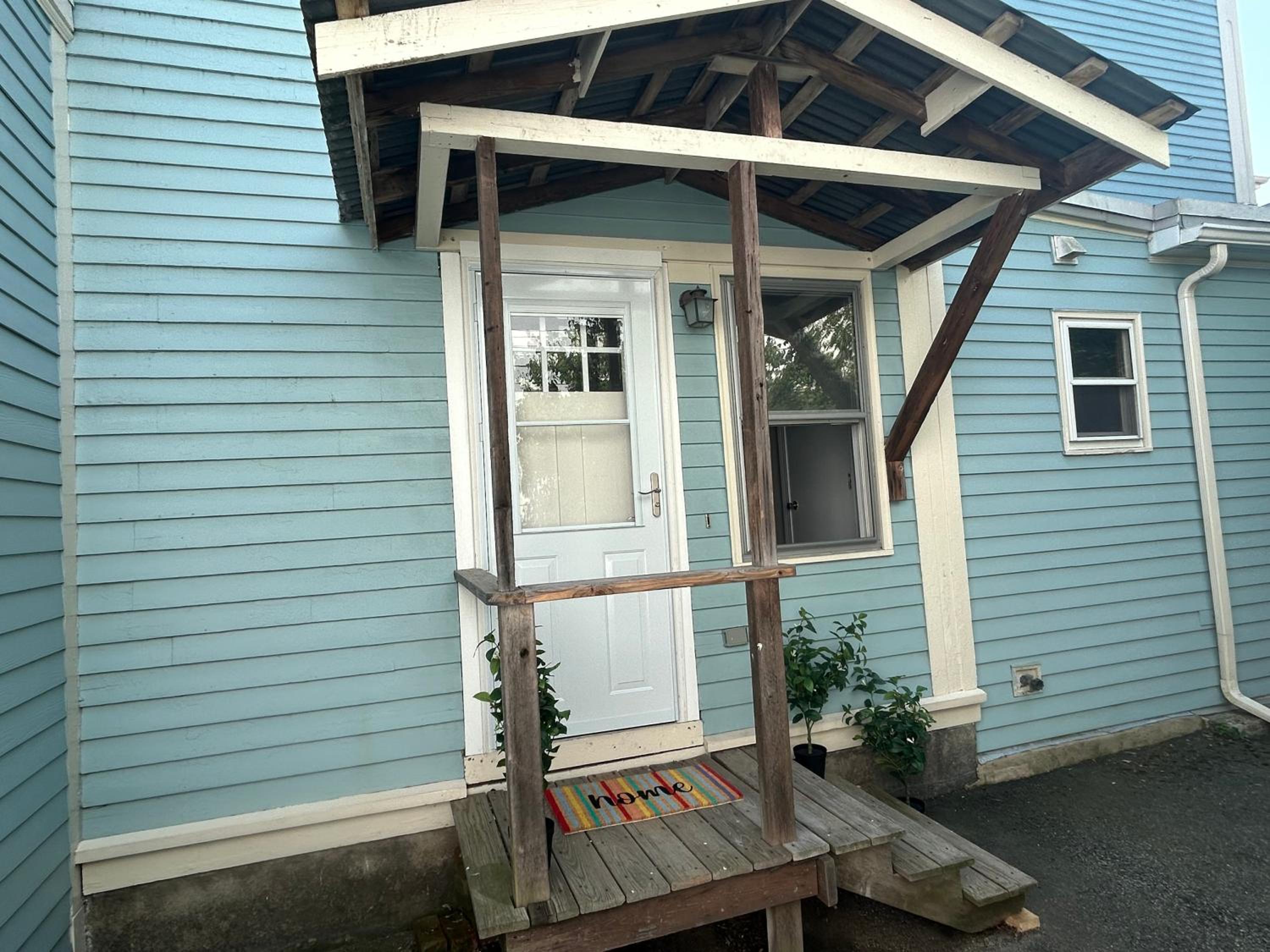 Traveler’s Den in Medford, photo 16