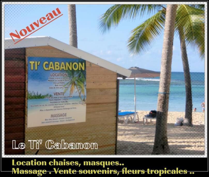 STUDIO VUE MER ANSE DES ROCHERS PISCINE ET PLAGE view 2