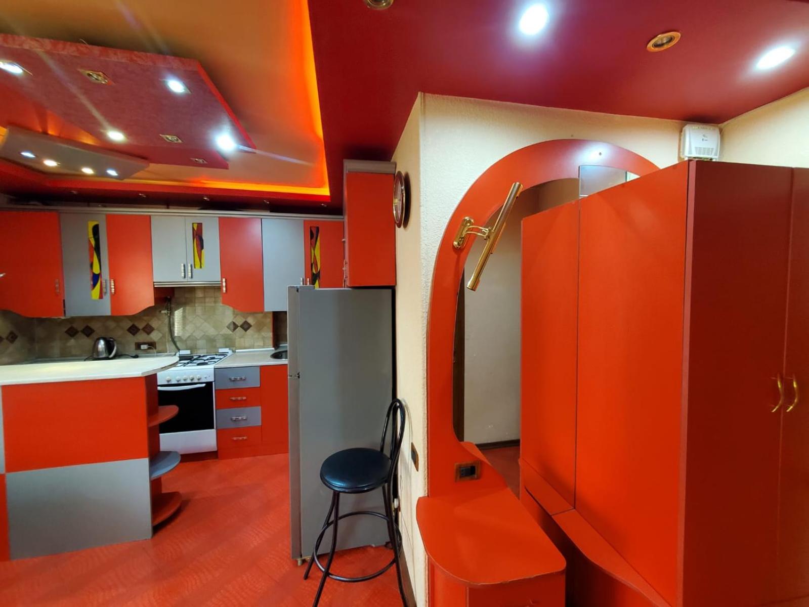 Deluxe 1 bedroom Apartment in The middle of City Center + Balcony