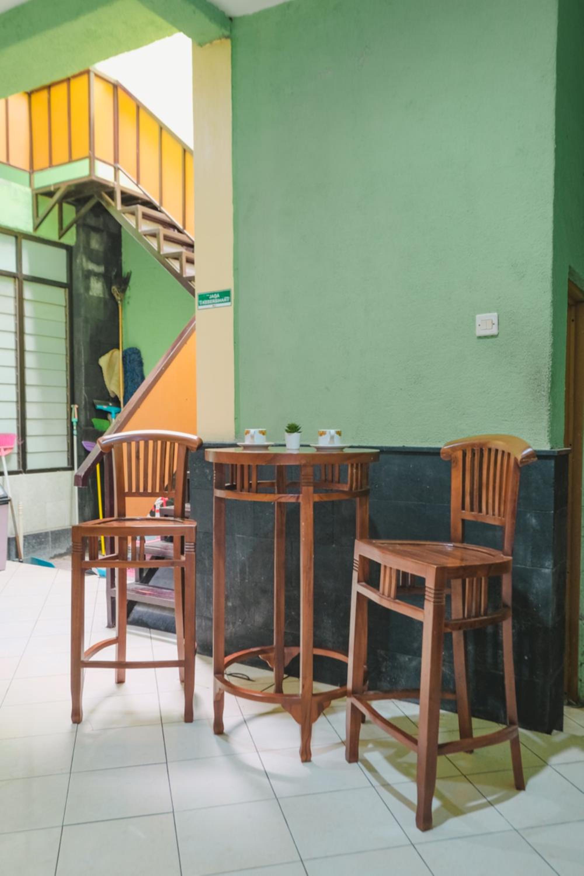 Homestay Syariah dekat Gembiraloka Zoo by Simply Homy, Yogyakarta - 12