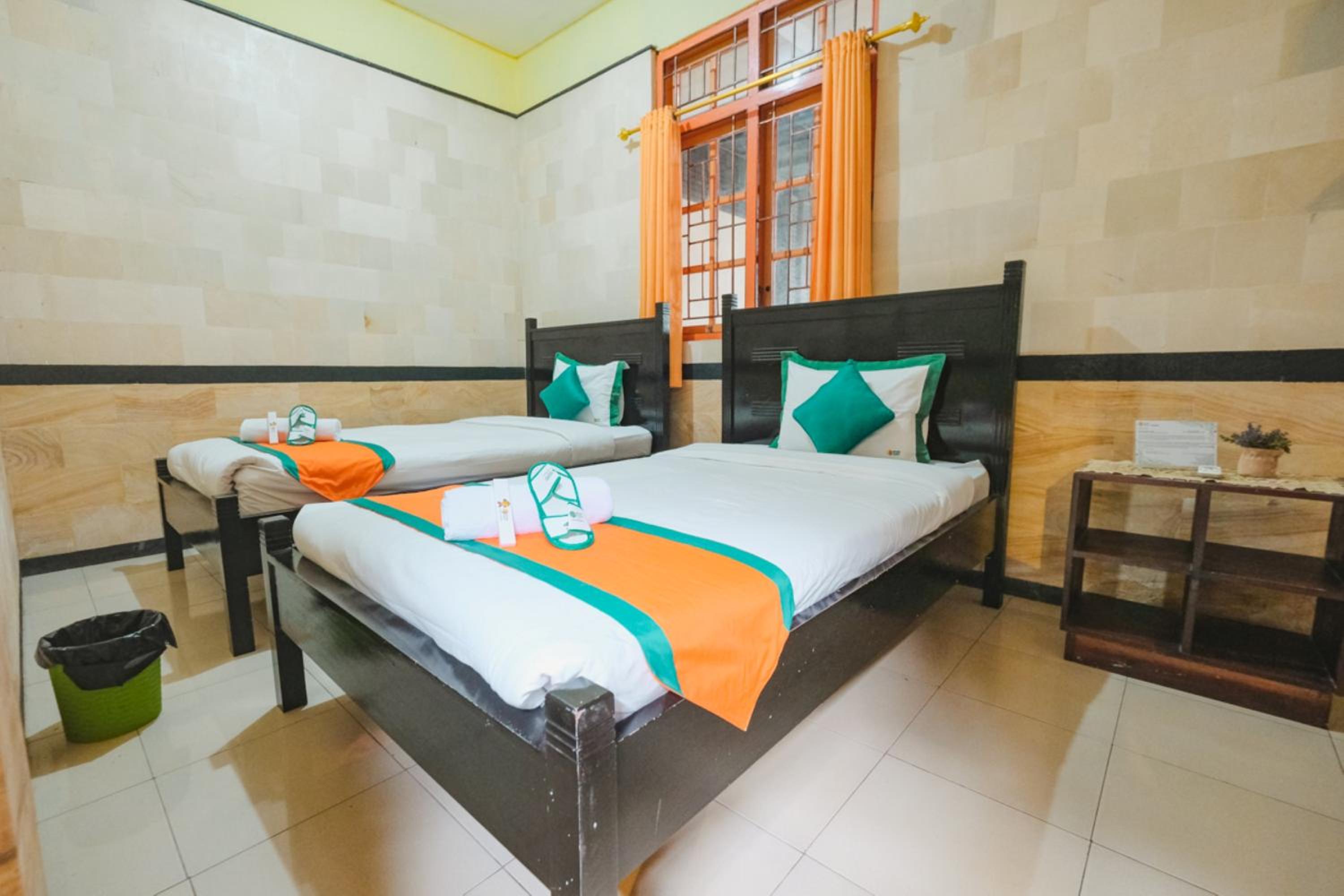 Homestay Syariah dekat Gembiraloka Zoo by Simply Homy