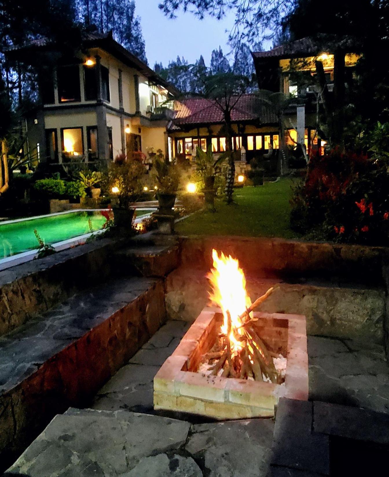 Balinese Villa in Berastagi