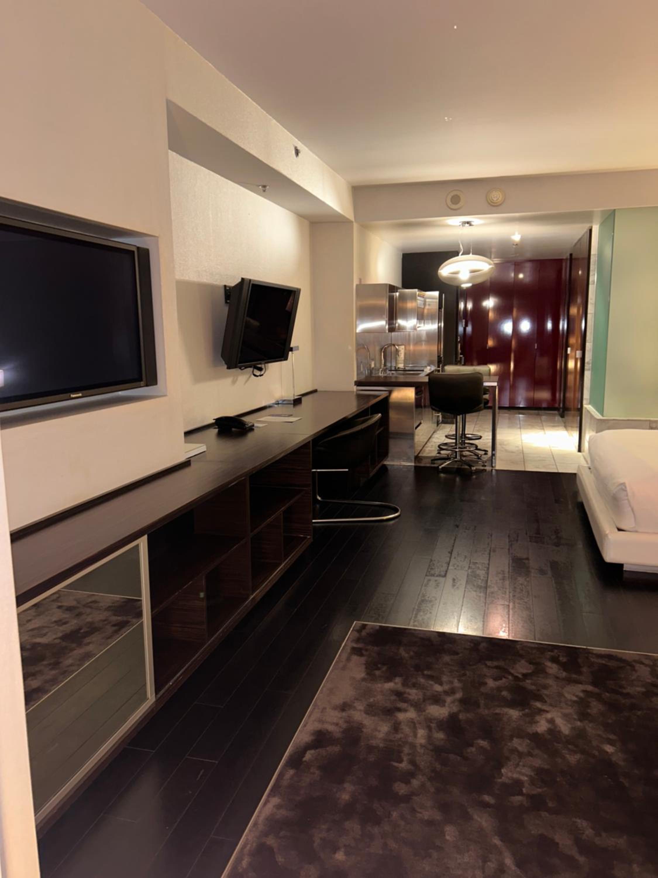 hotel room