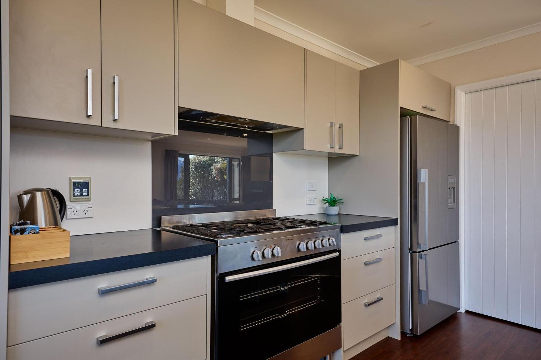 Spacious, Family-Friendly, Parkside - KK67479 view 3