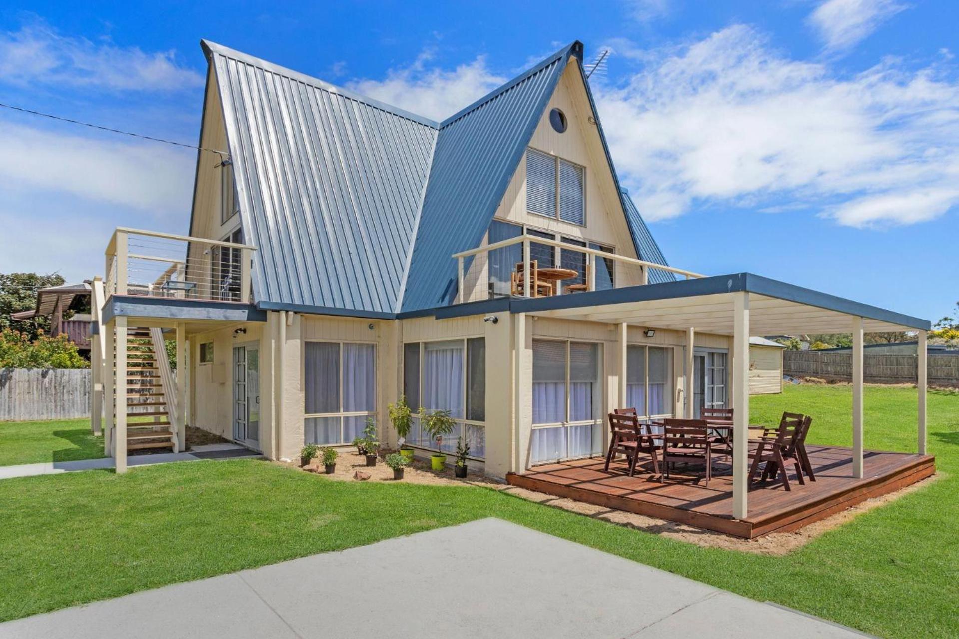 Rye Beach Chalet and Loft