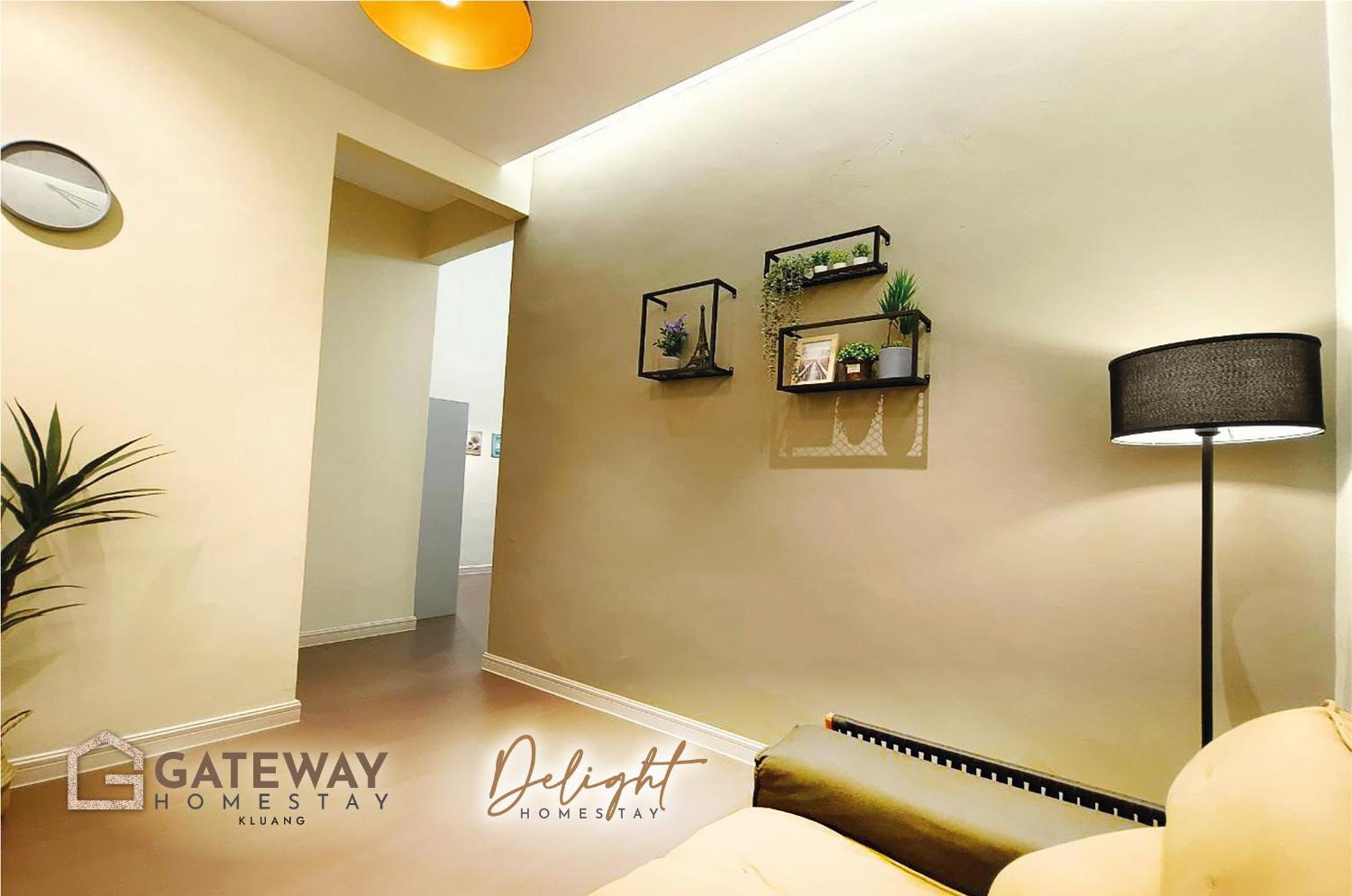 Gateway Sri Klg 11pax KTV Neflix Water Machine Town view 3