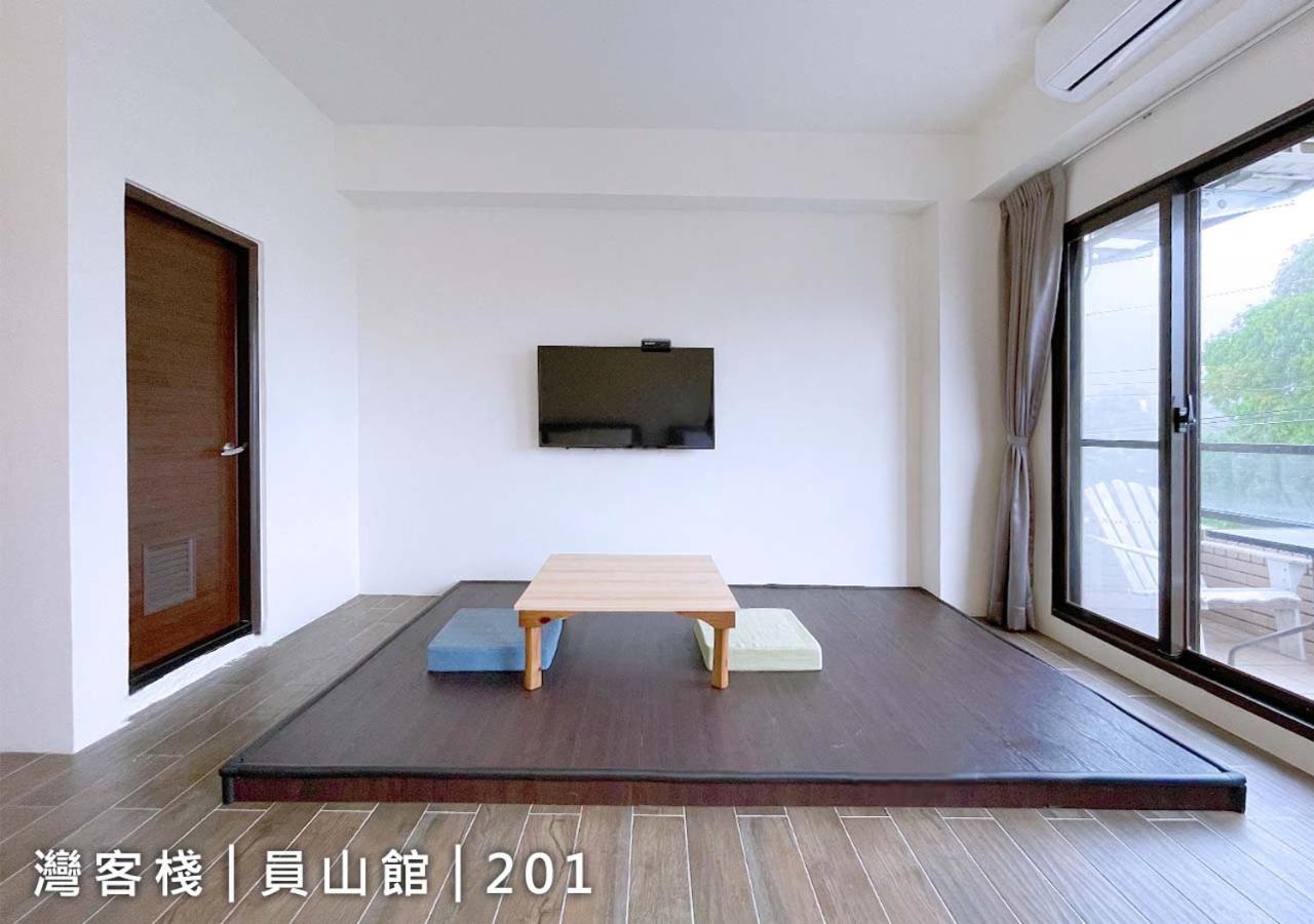 Yuanshan Dahu Homestay view 2