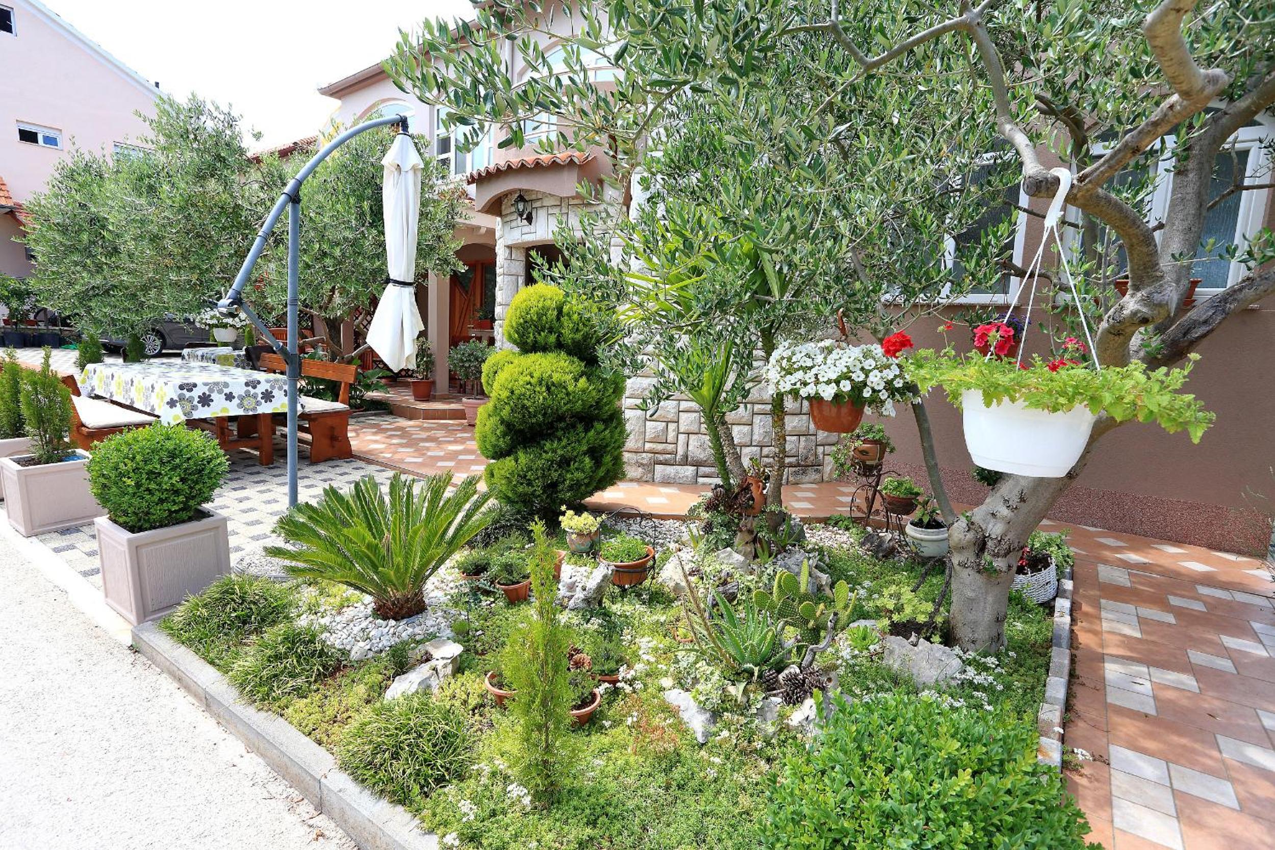 Apartments Melita view 4