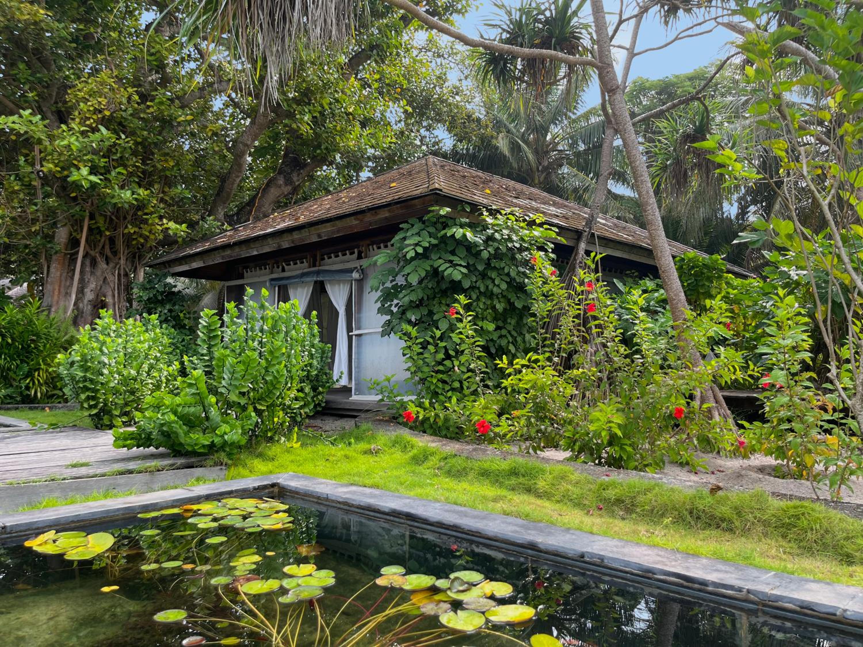The Barefoot Eco Hotel