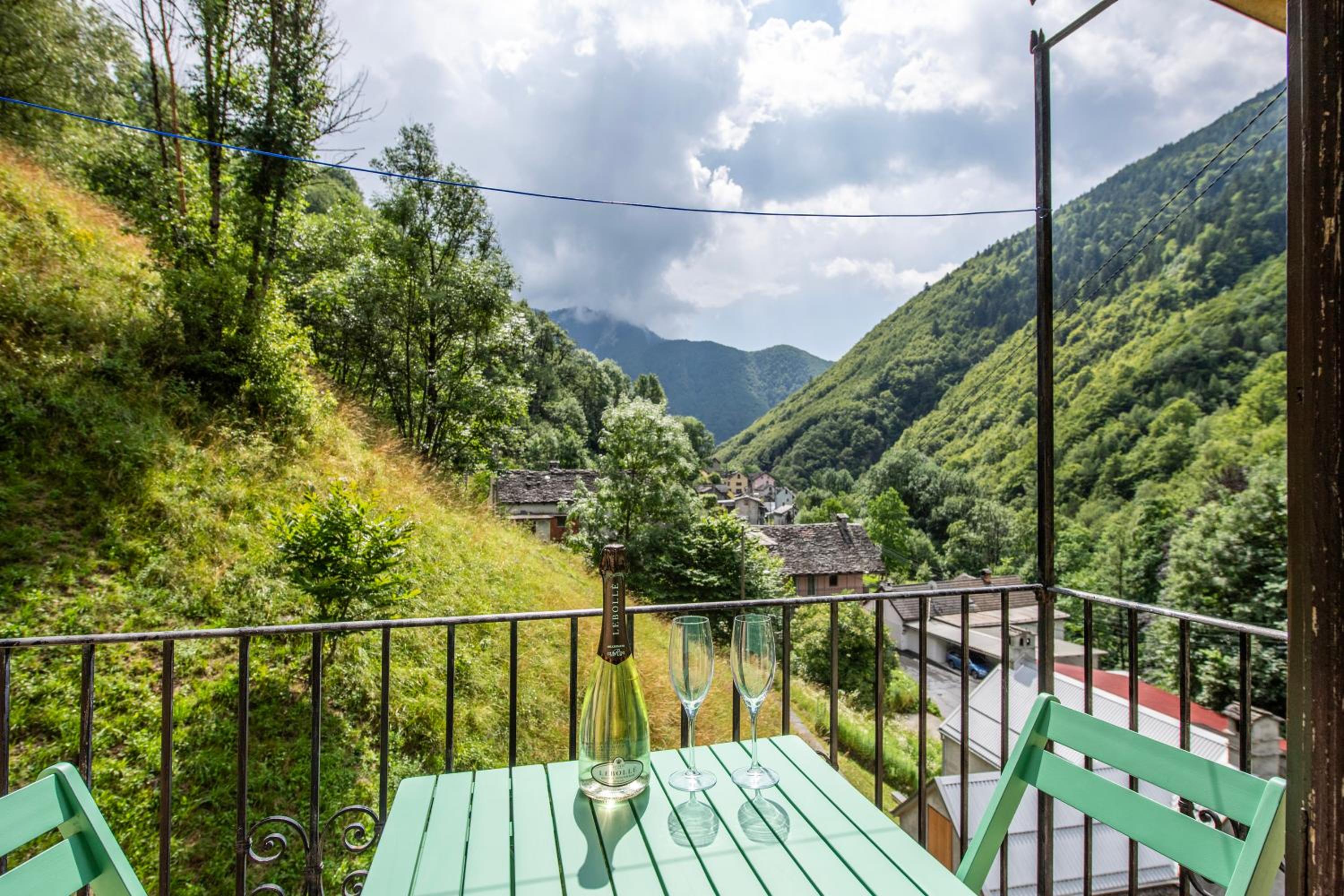 Spitzenhaus Val Onsernone - Happy Rentals