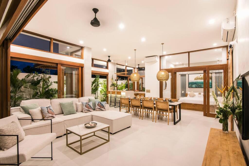 Stylish luxury ocean & ricefield view monthly deal view 3