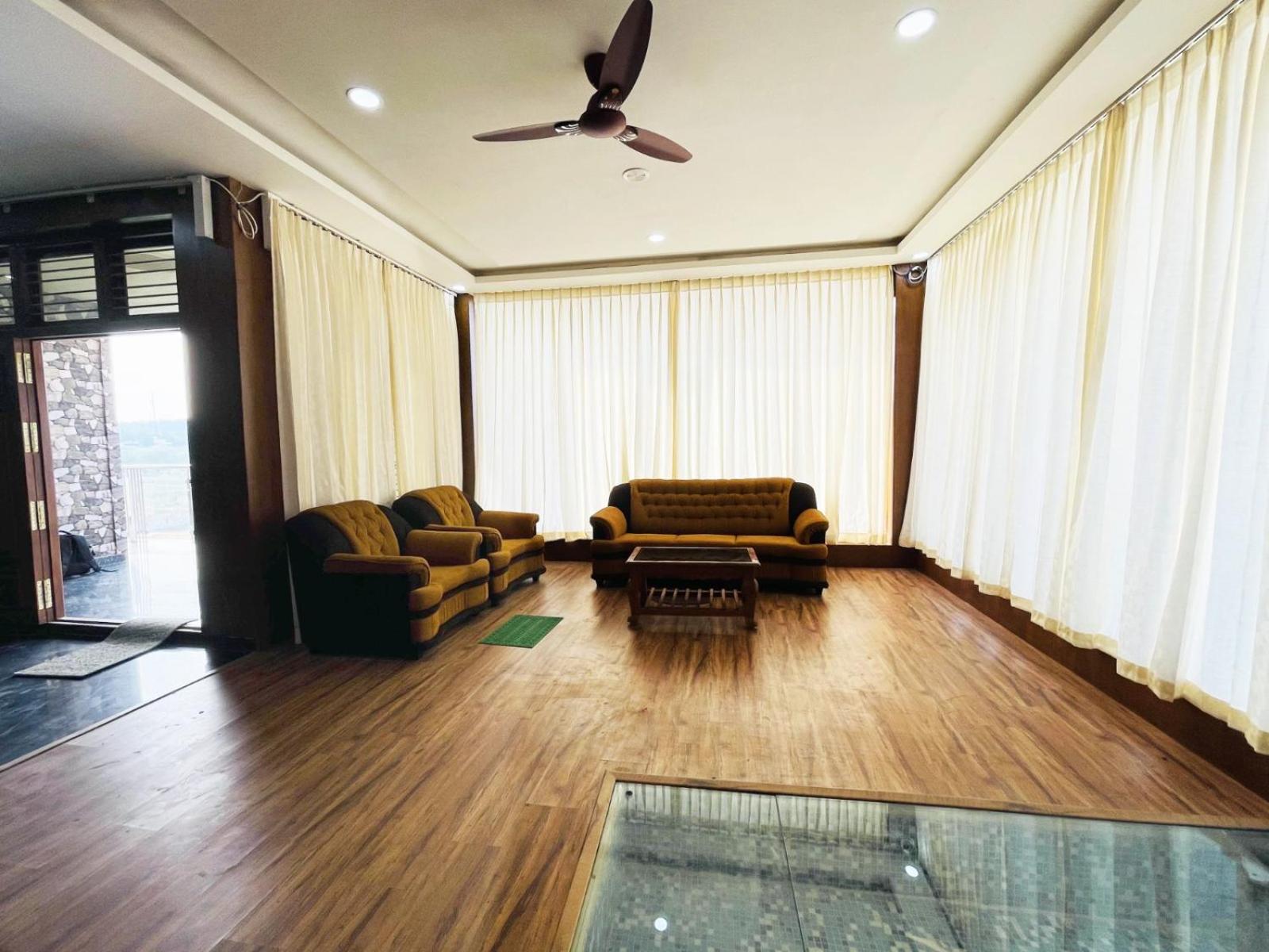 Dhruva Sky villament