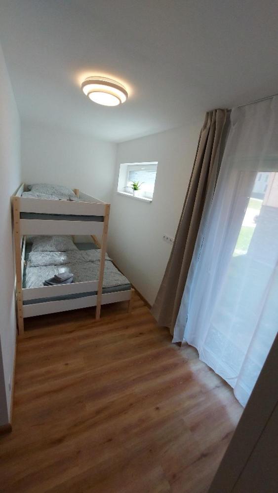 Lipno Apartments BERGMAX, Ski Areál Lipno 16min dojezd - Resort Malé Lipno s terasou a zahrádkou, parking free