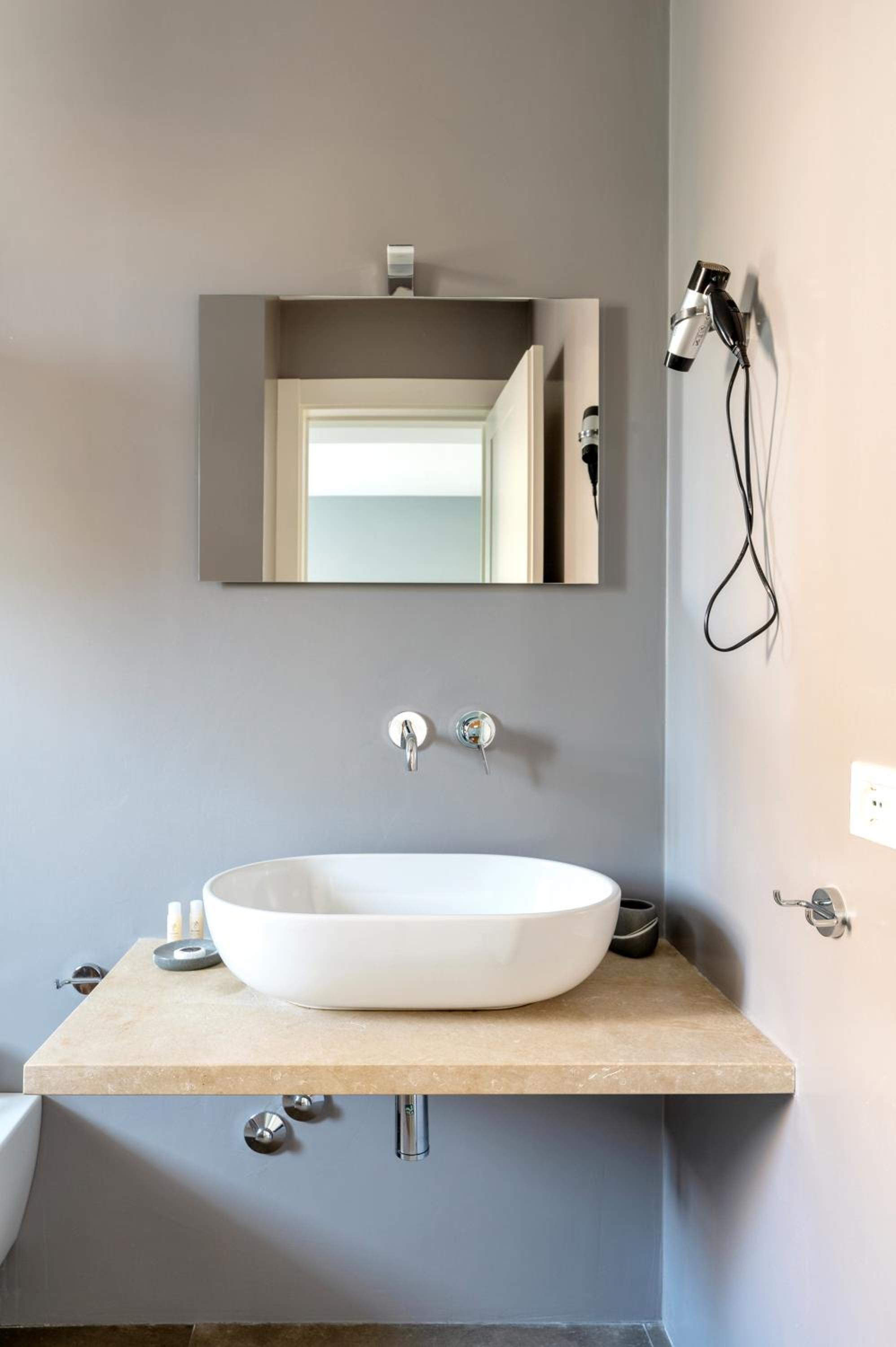 Serafini Rooms