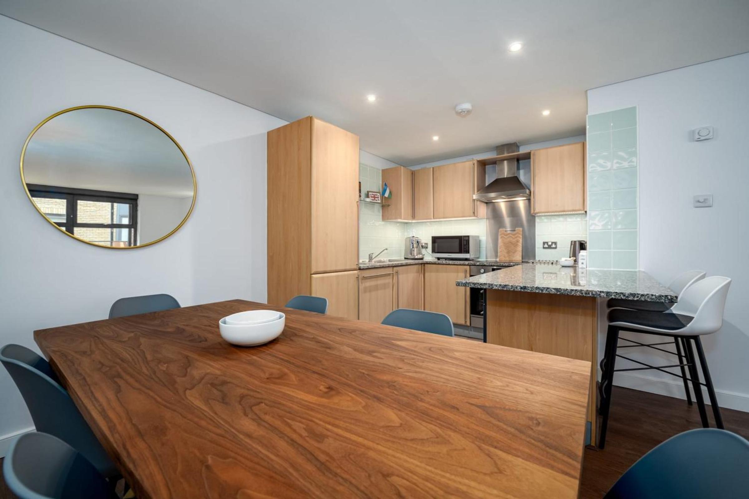 Modern & Spacious 2 Bedroom in Central London