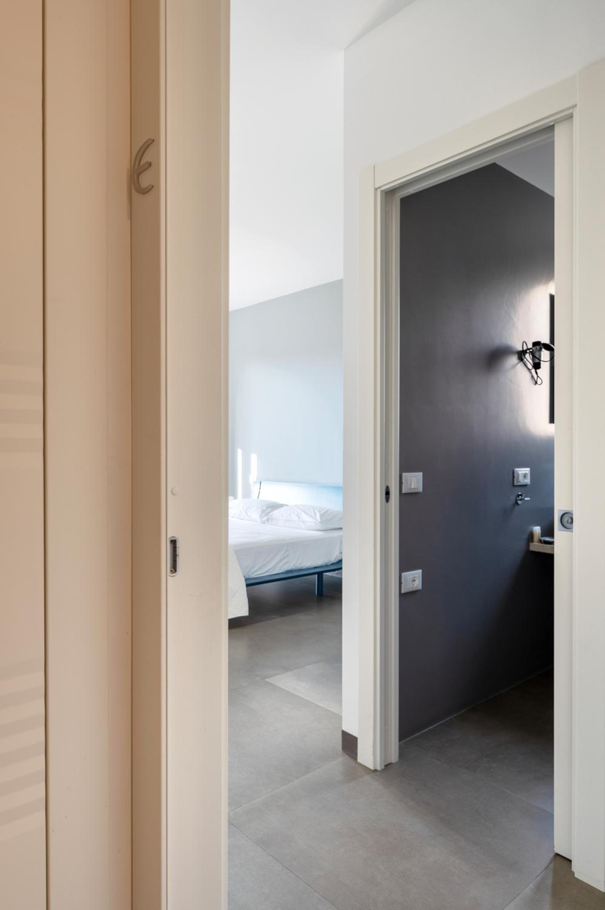 Serafini Rooms
