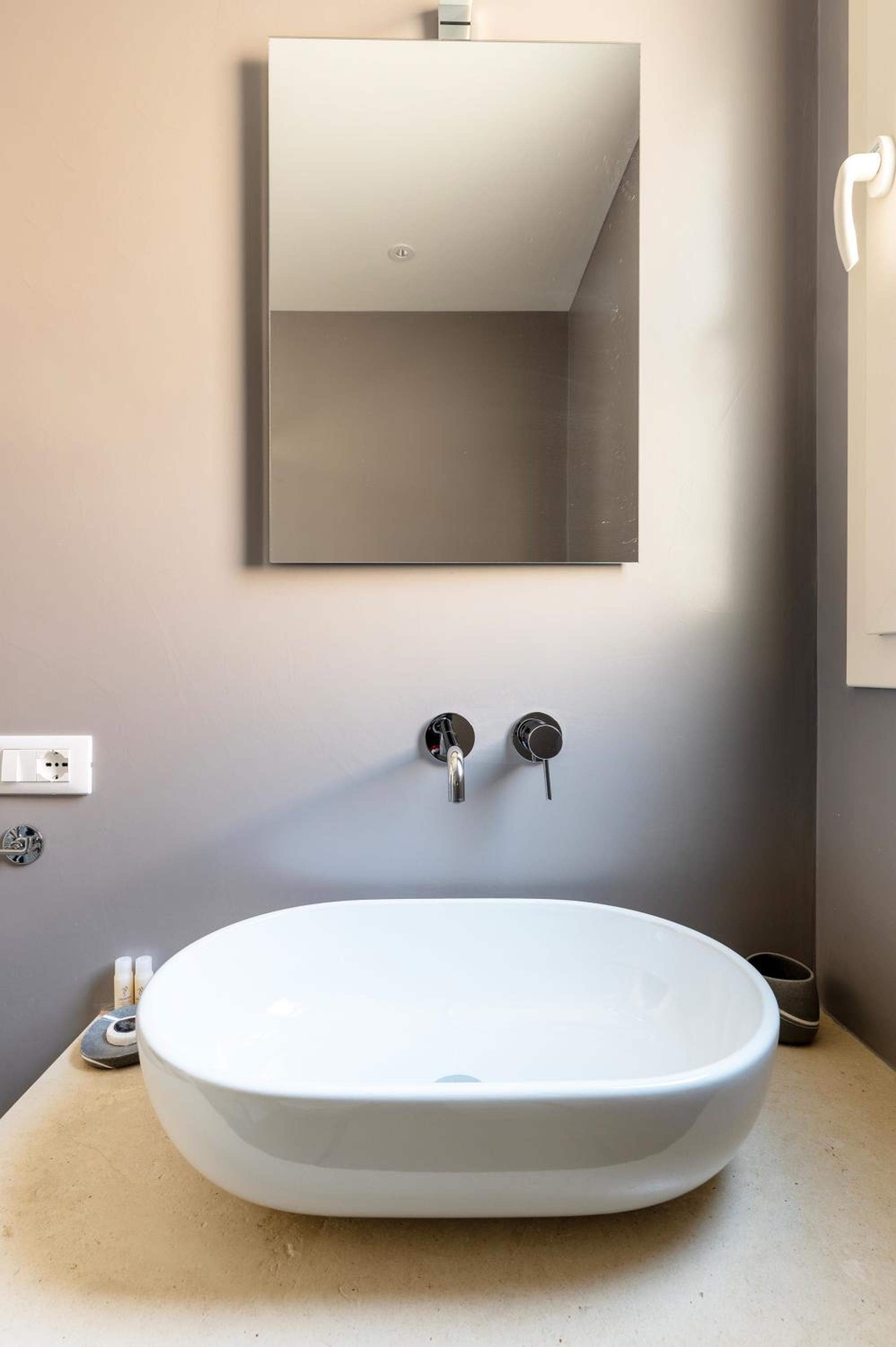 Serafini Rooms