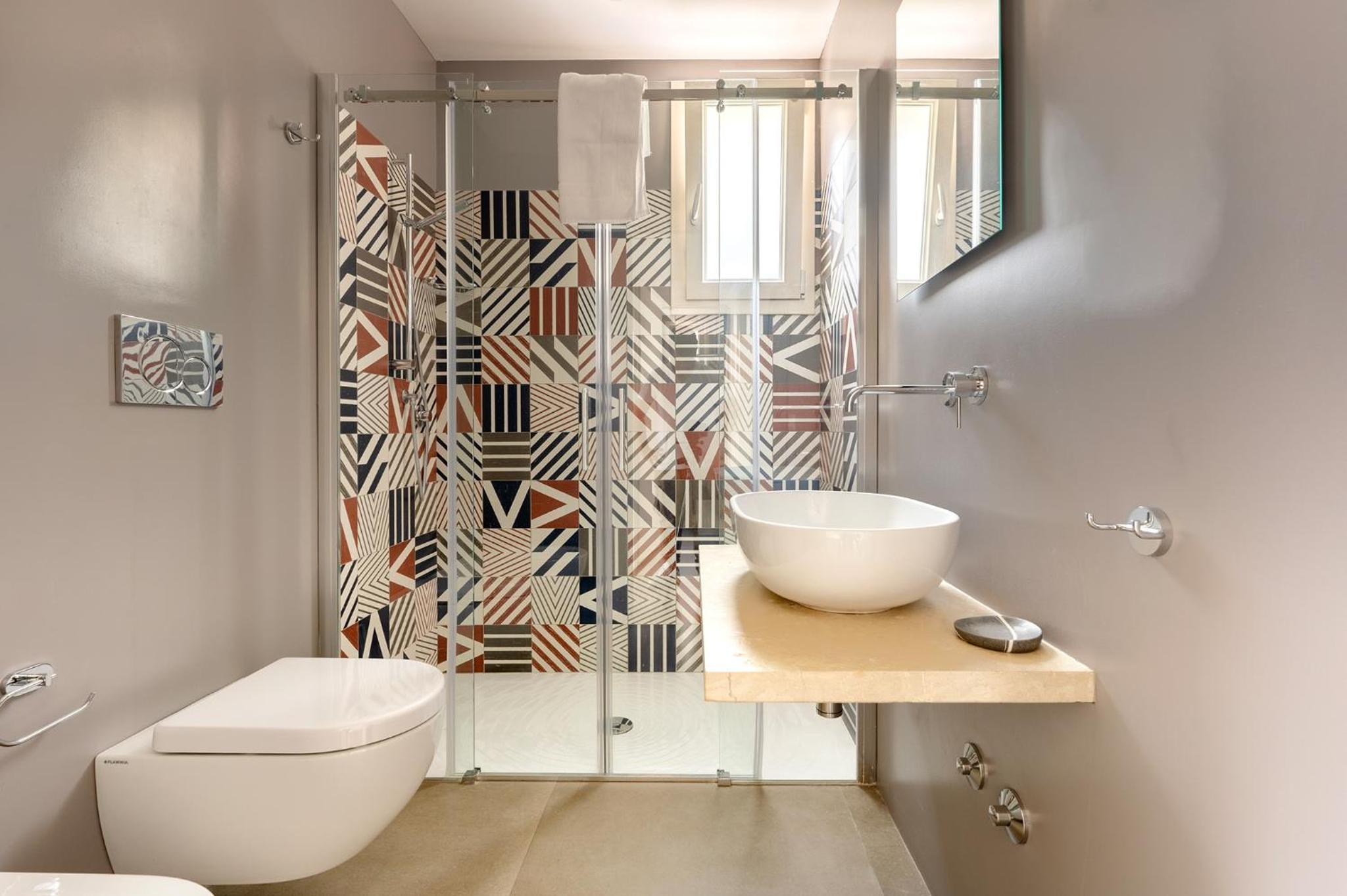 Serafini Rooms