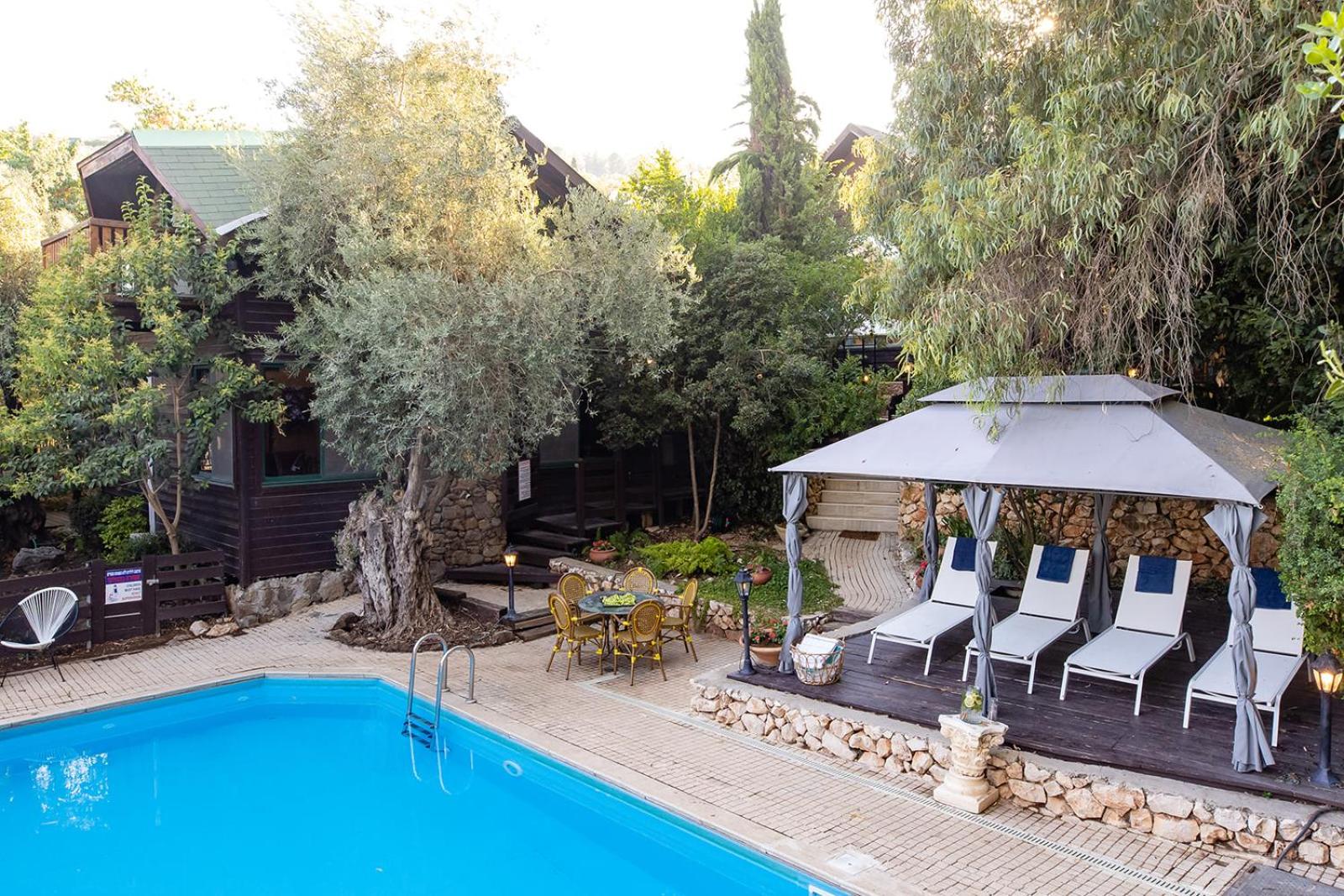 THE HOUSE ROSH PINA - 3BRM WITH POOl