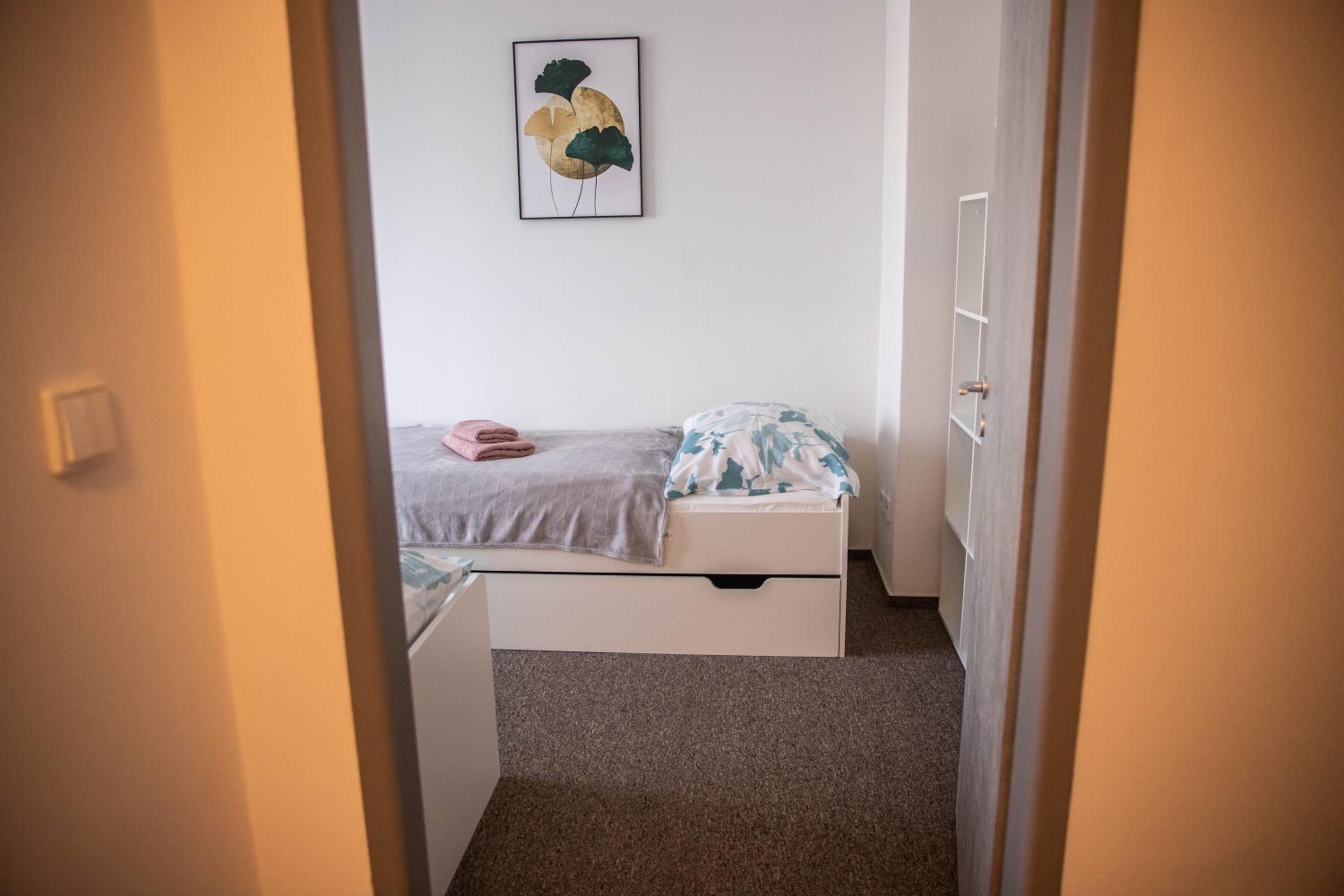 Prostorný byt v centru u řeky, 2 ložnice, balkón