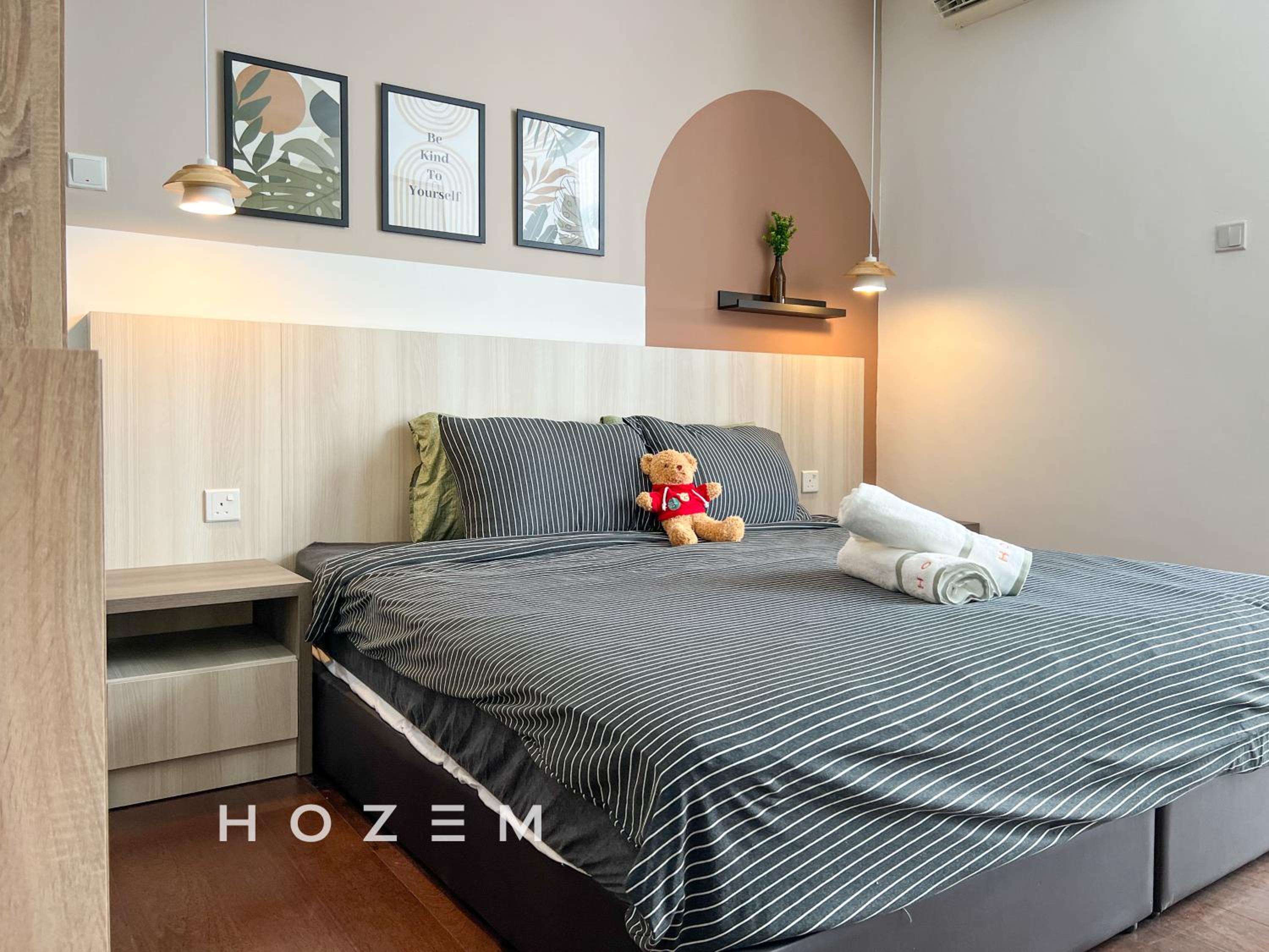 Queensville Comfort Style Studio/3PX Near EkoCheras