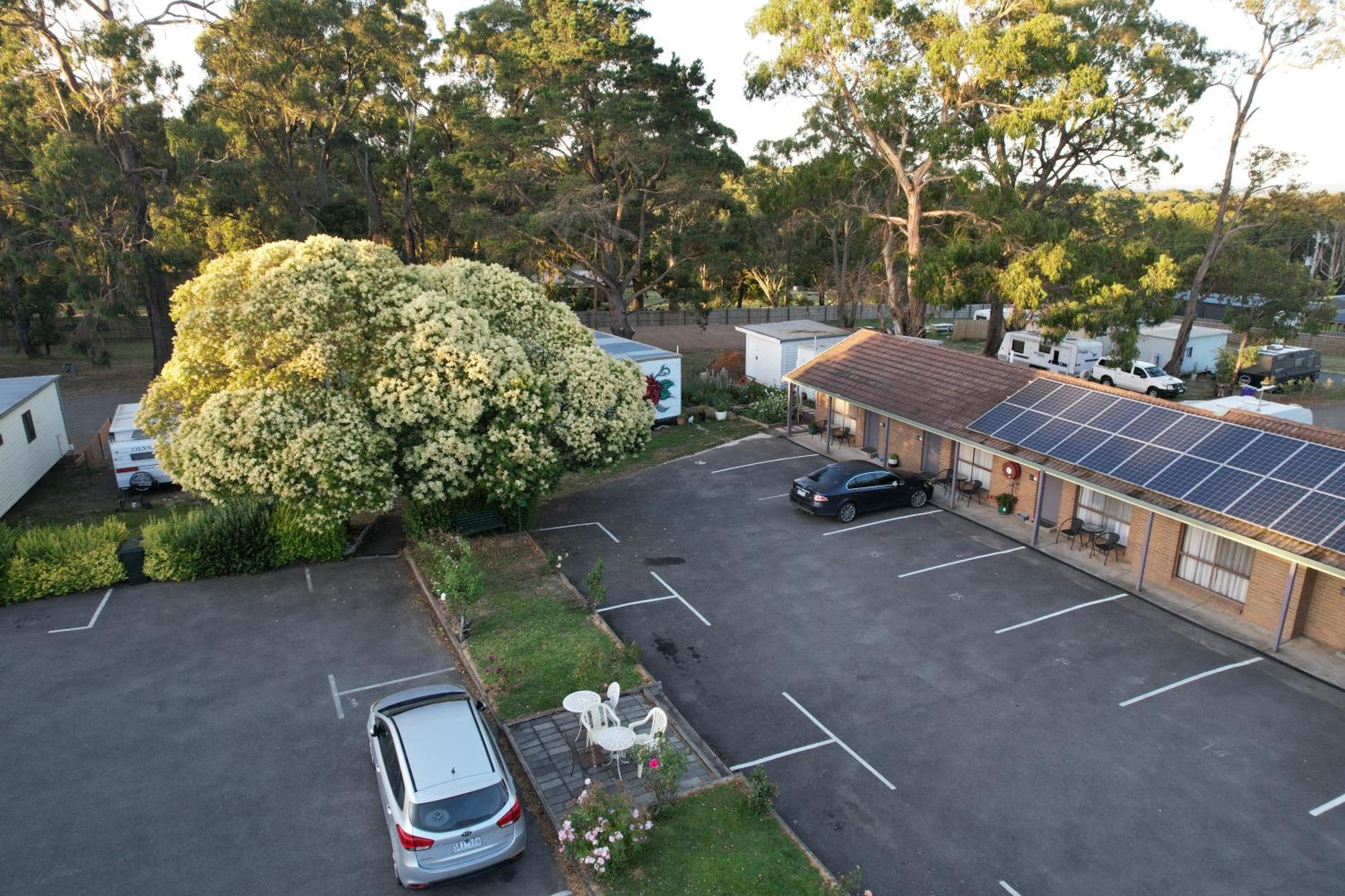 Woodmans Hill Motel