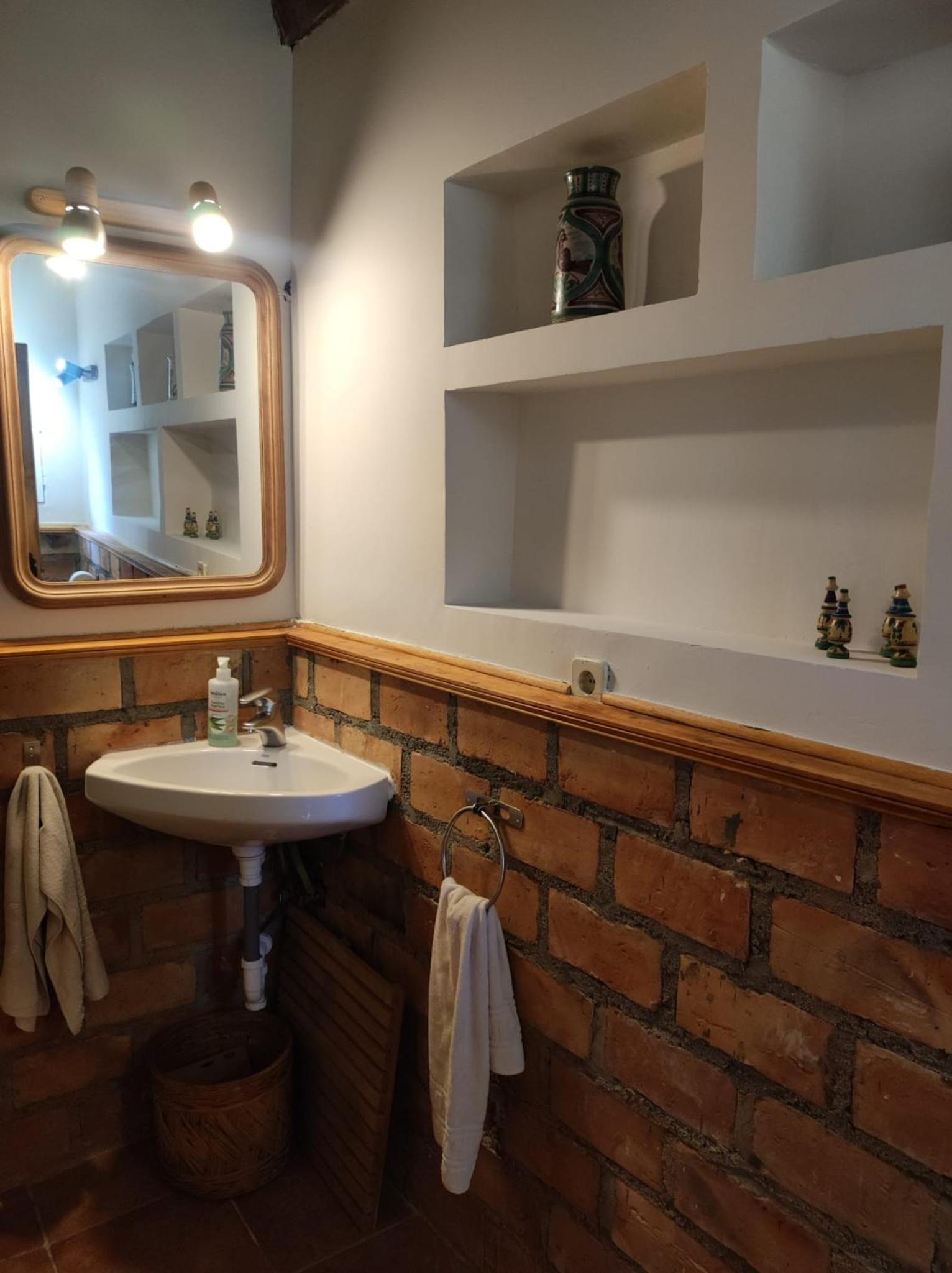 Casita Roja sin cocina