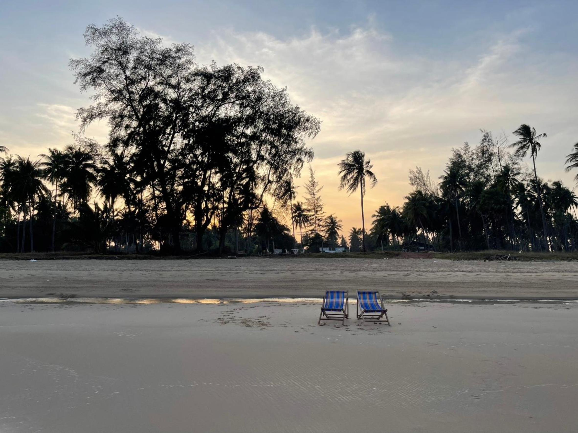 Hotel Blue Beach Bungalow - Image 1