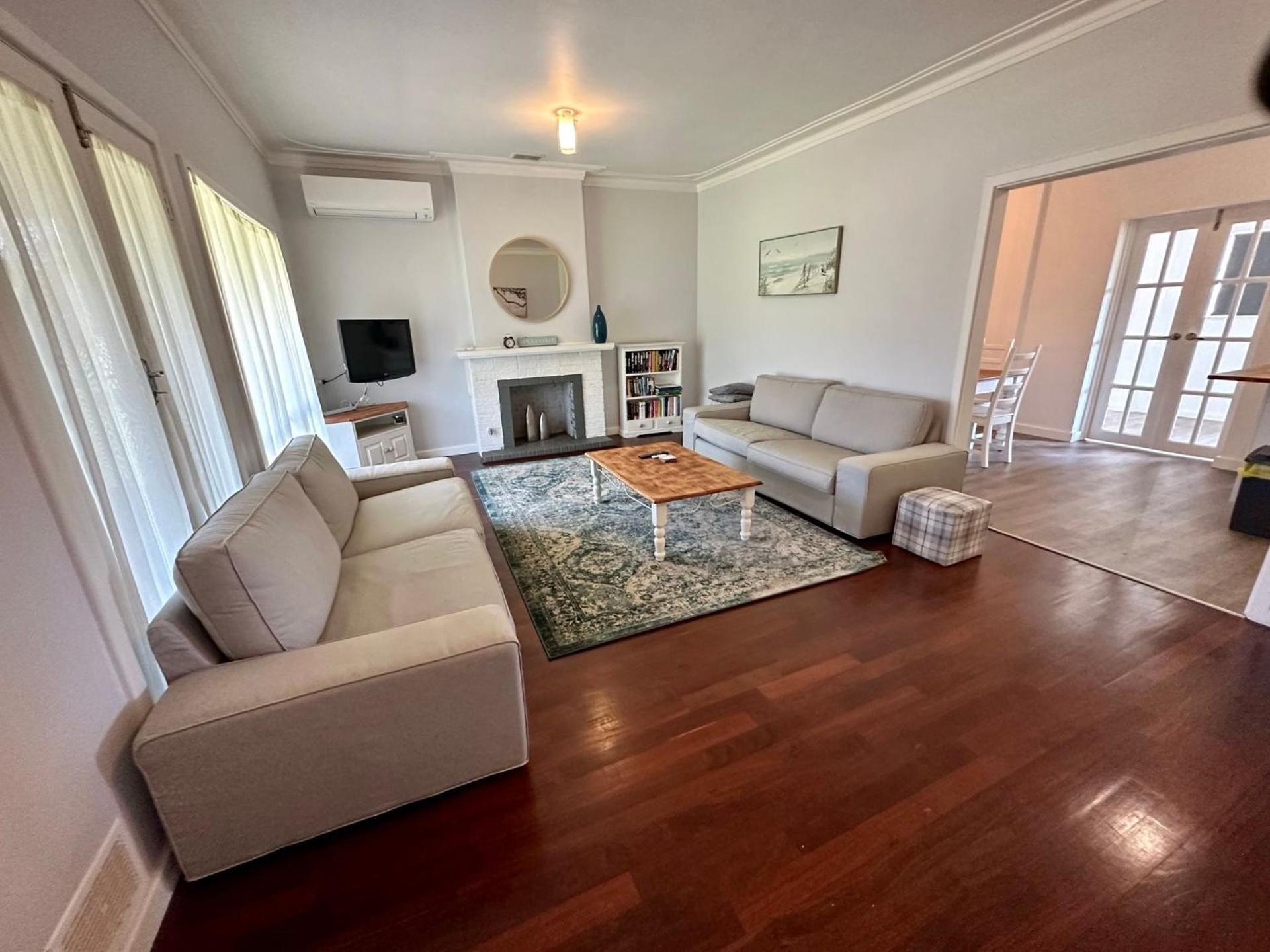 Jacaranda Cottage