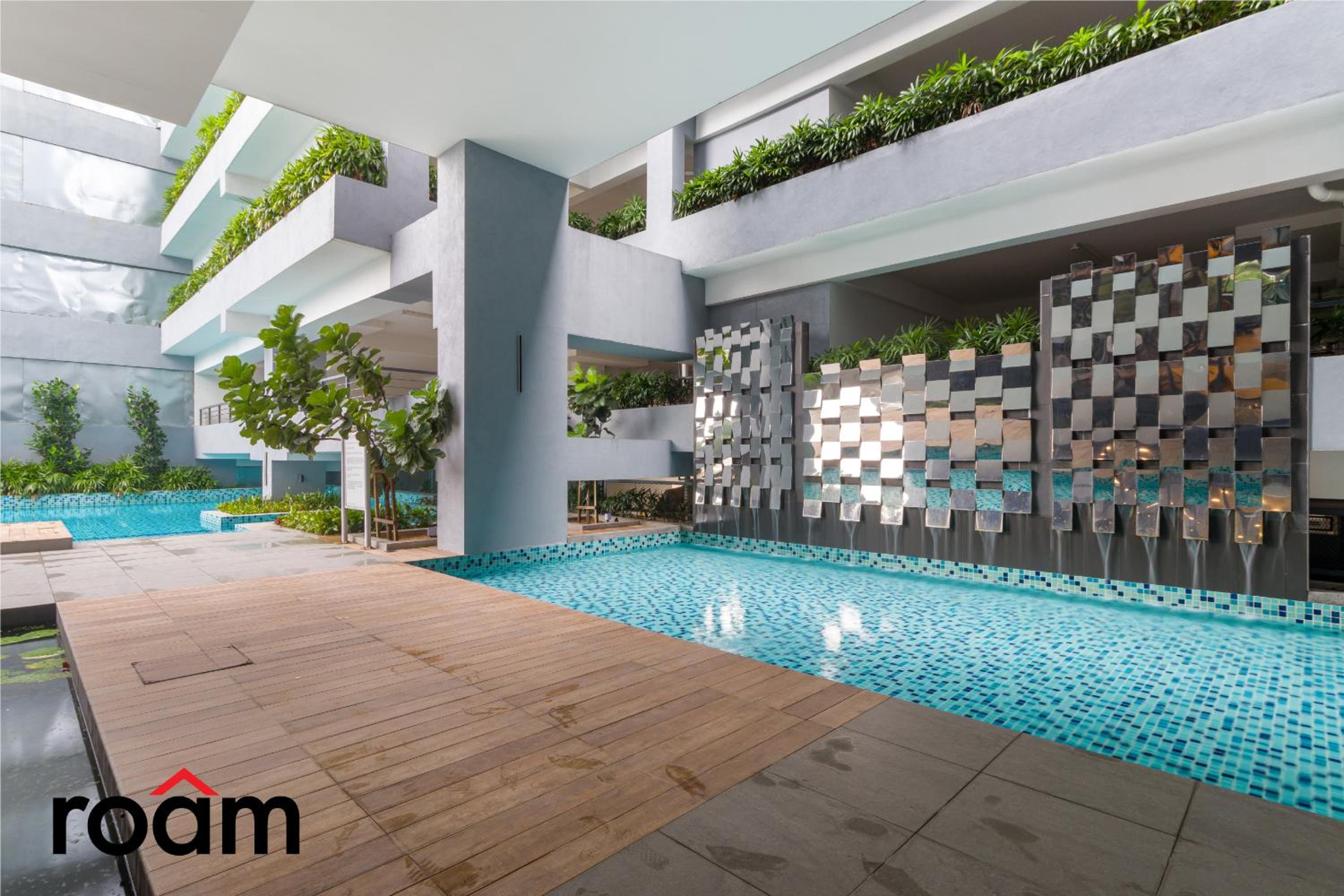 Neu Suites Residence, Embassy Row