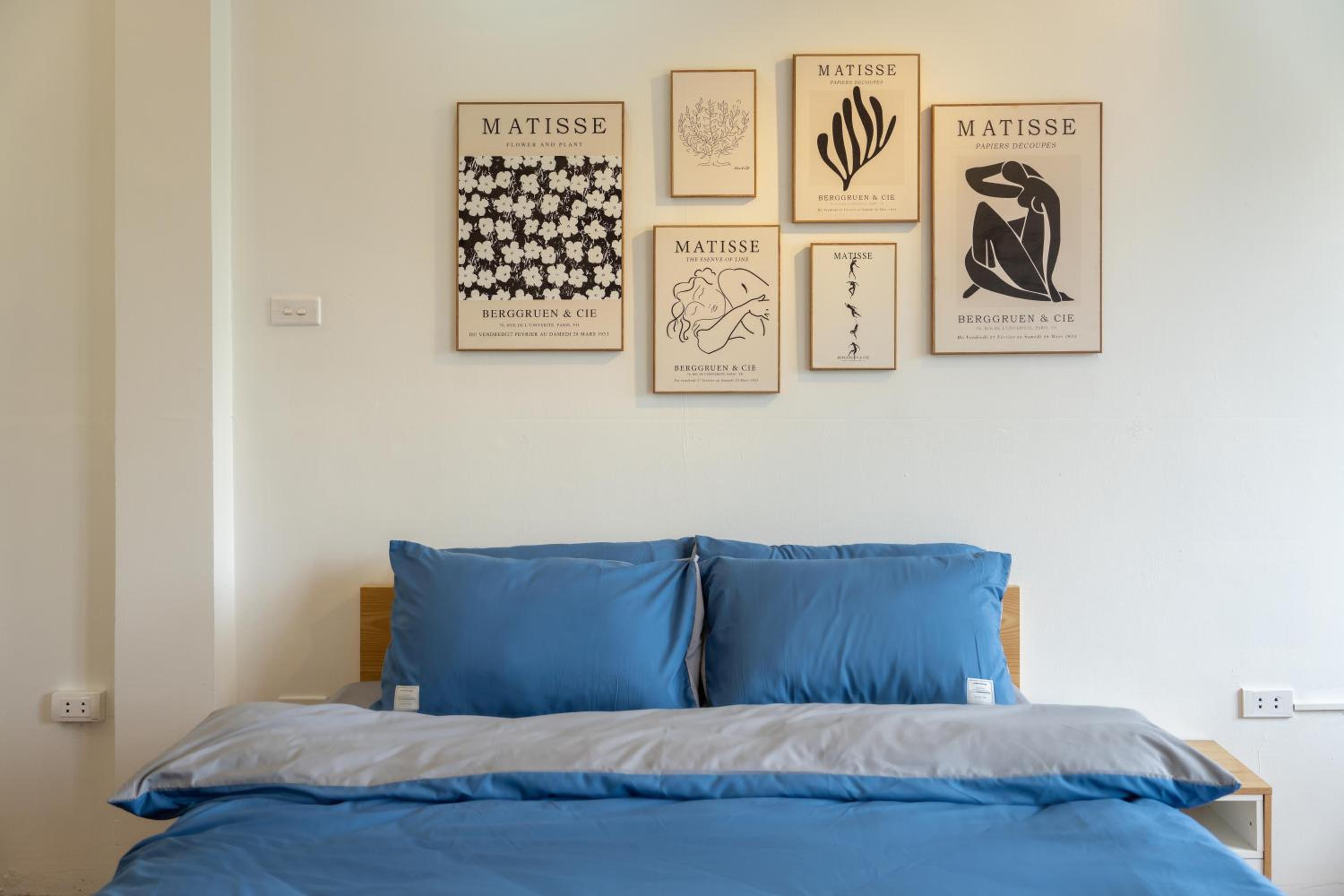 Holly's Balcony Bliss Homestay
