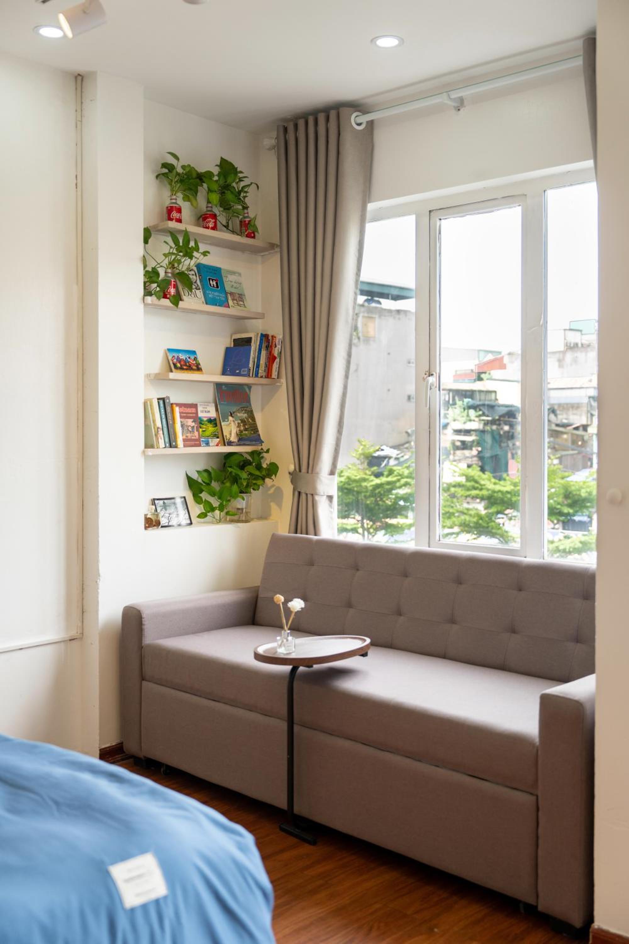 Holly's Balcony Bliss Homestay