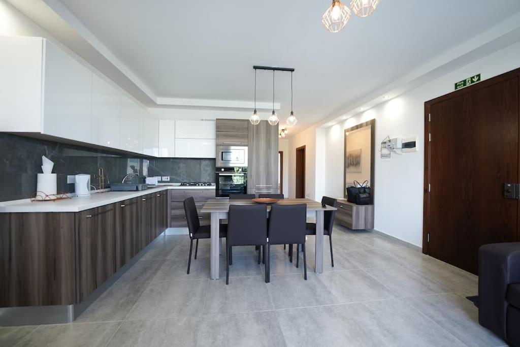 Lovely apartment by the sea. MF1 photo 2