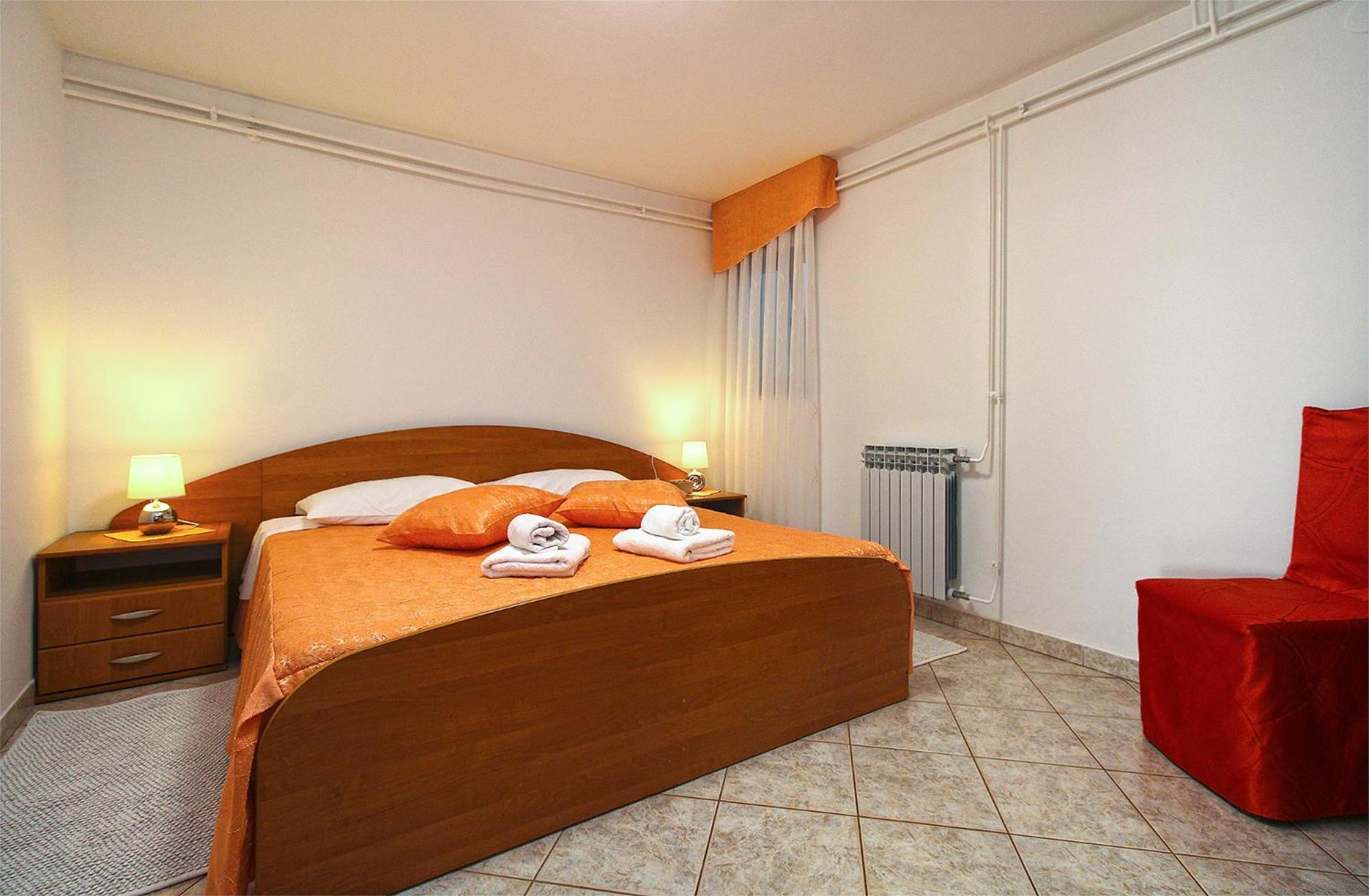 Photo 42