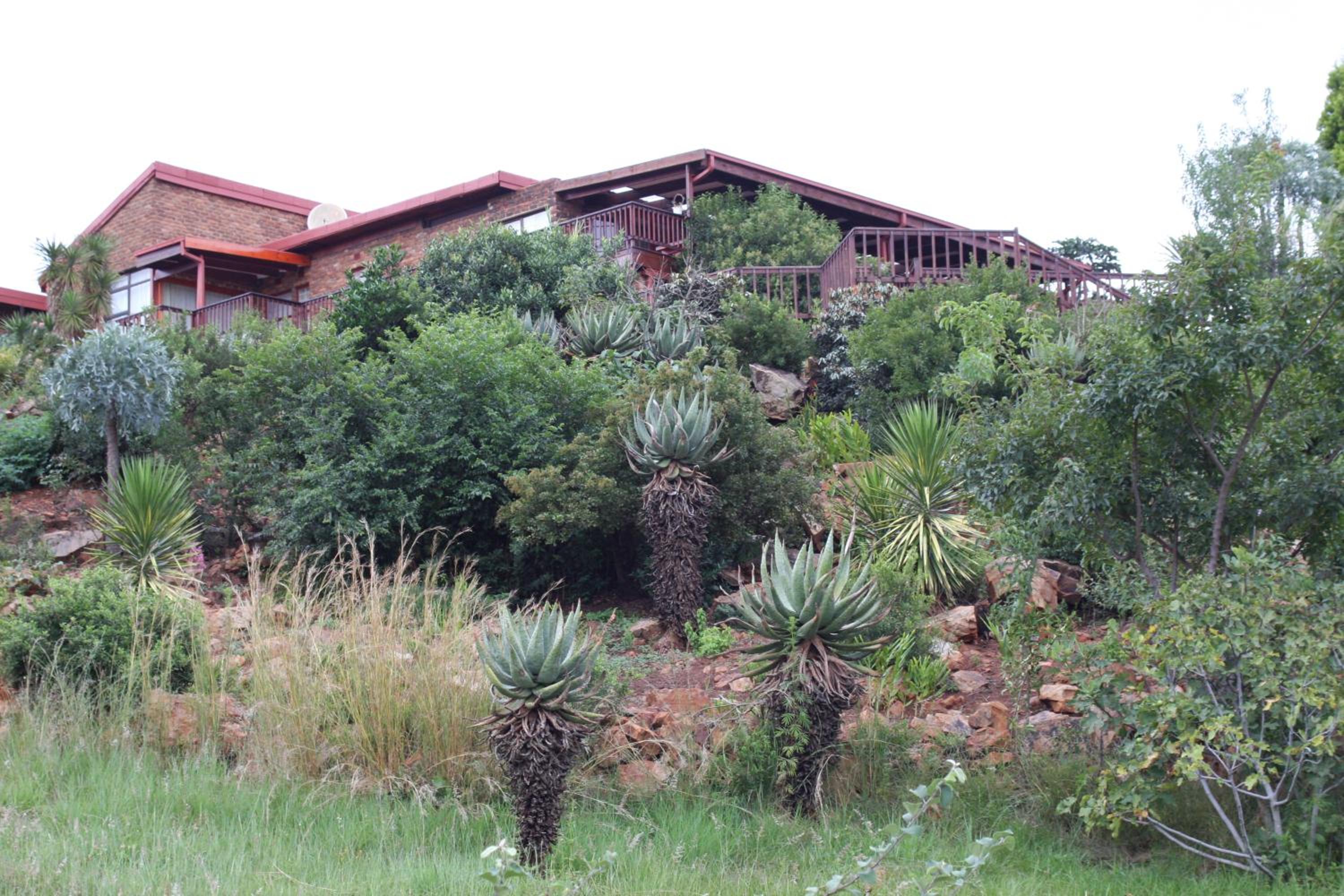 Acra-Retreat Mountain View Lodge