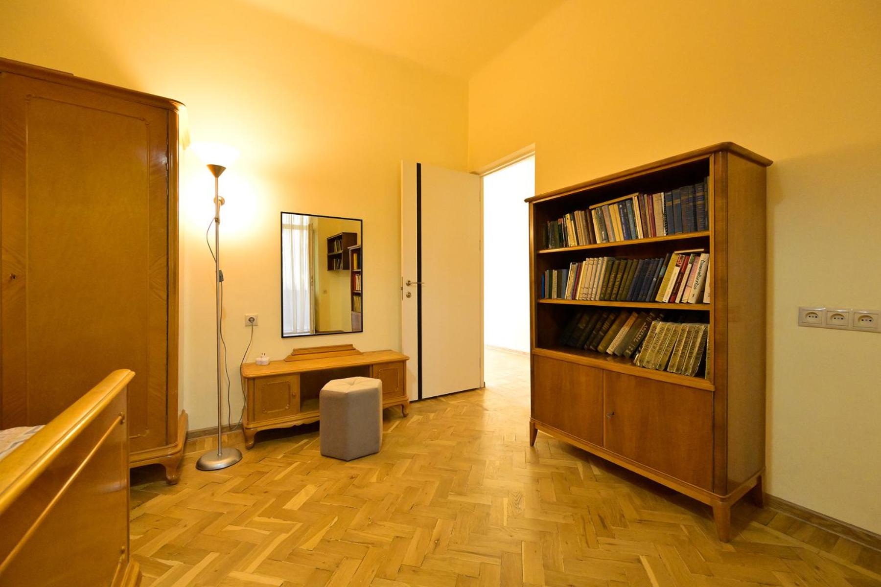Newly Renovated in Heart of City - Cascade