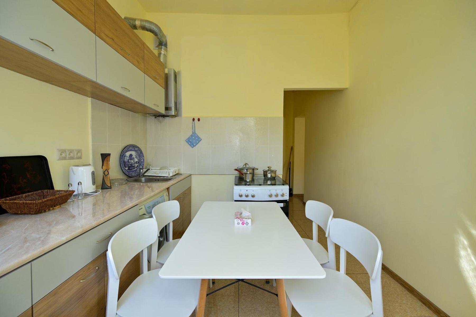Newly Renovated in Heart of City - Cascade
