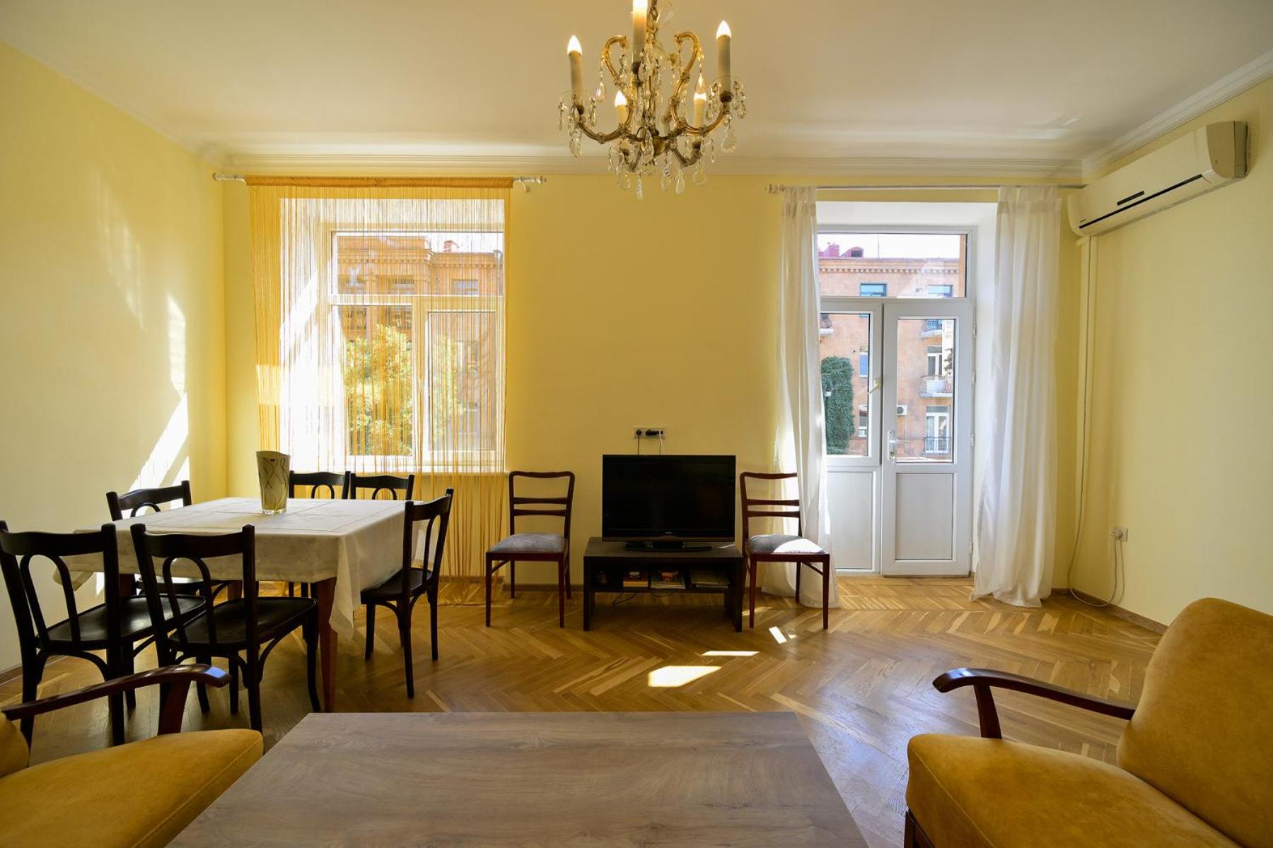 Newly Renovated in Heart of City - Cascade
