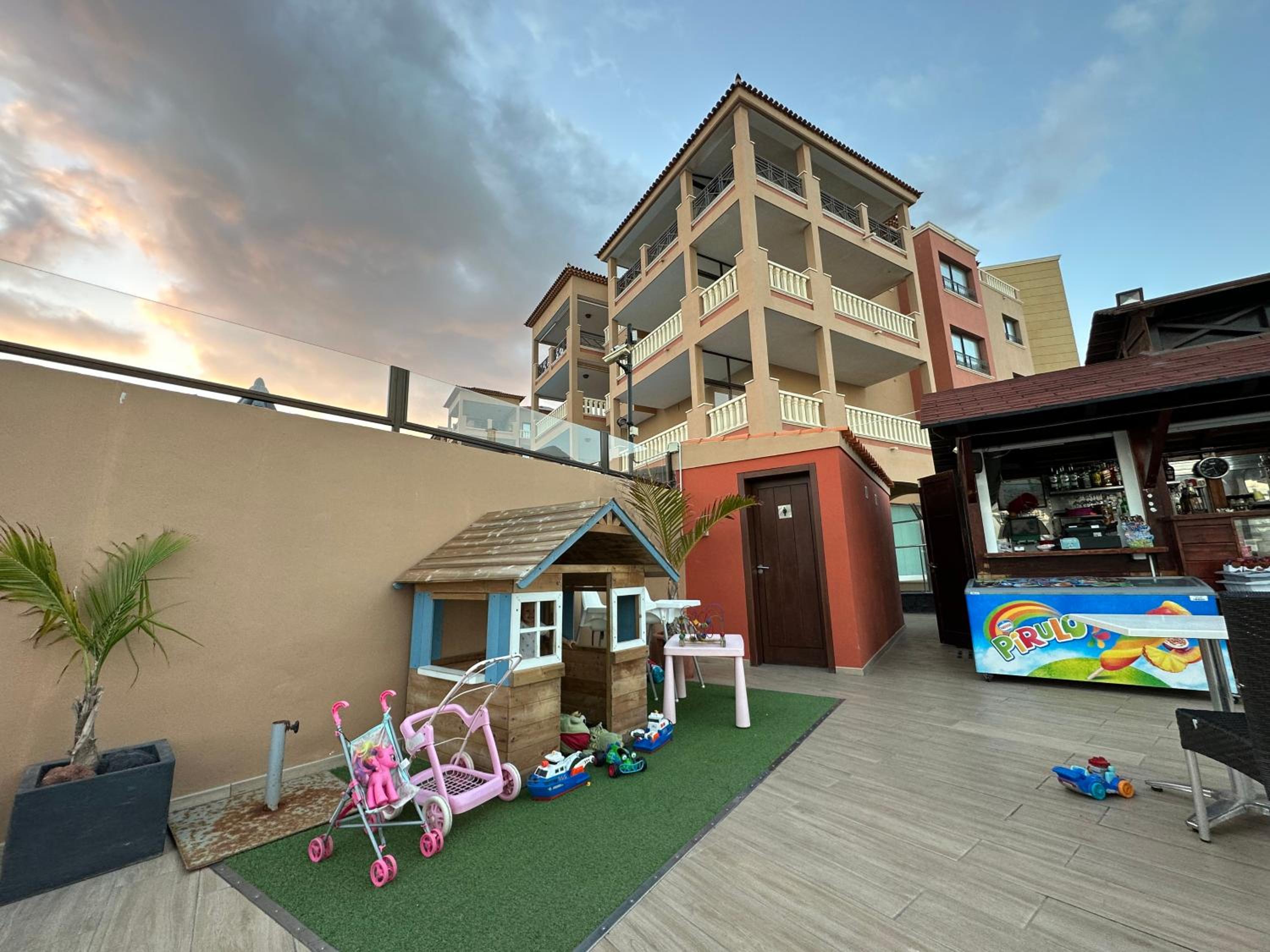 El Nautico Apartment