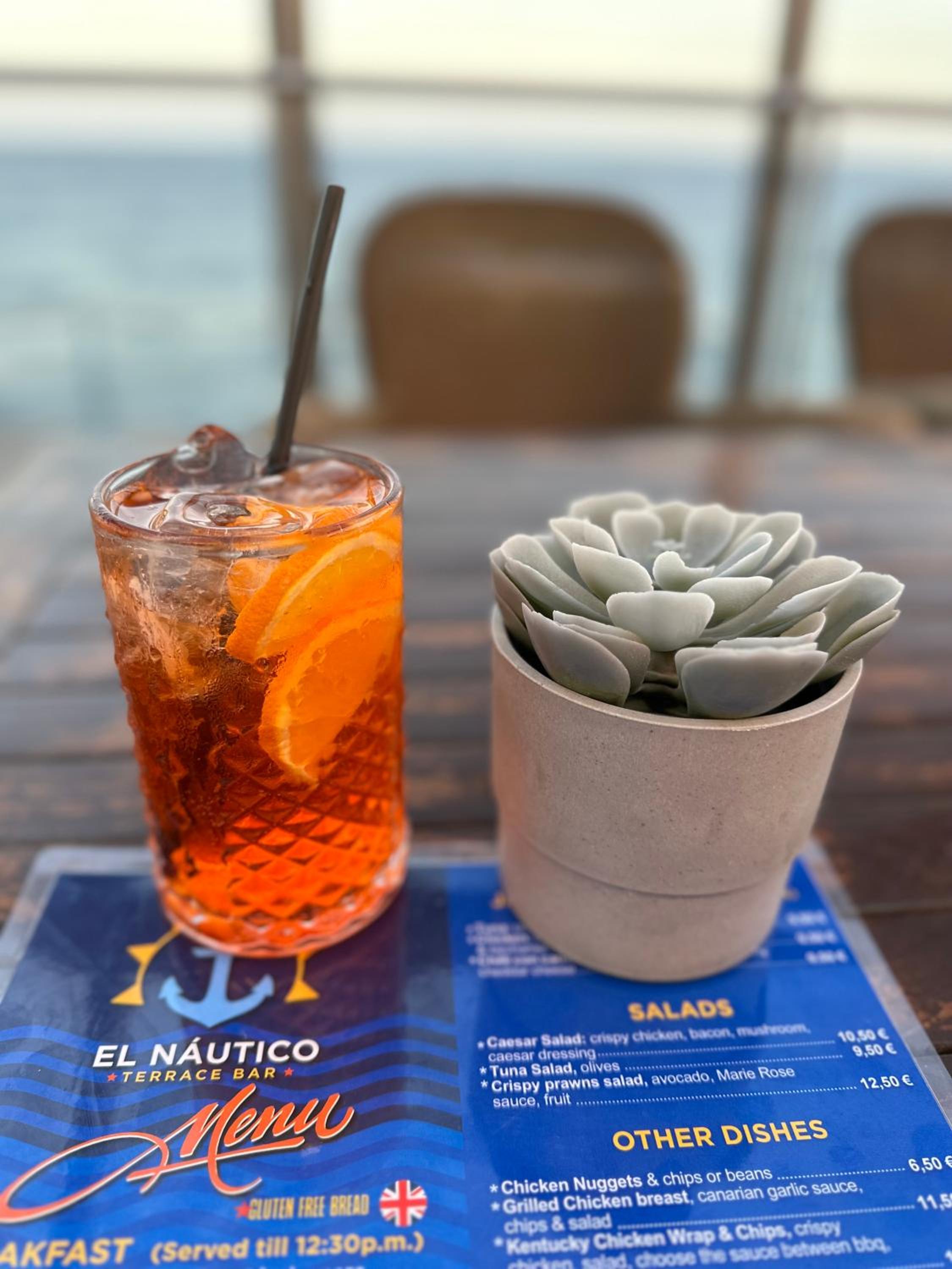 El Nautico Apartment